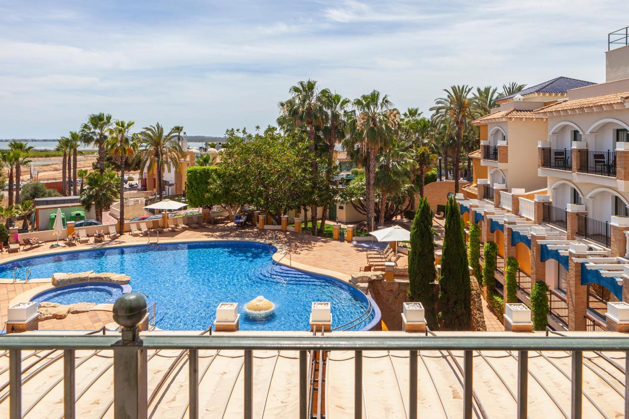 Hotel La Laguna Spa&golf 4*