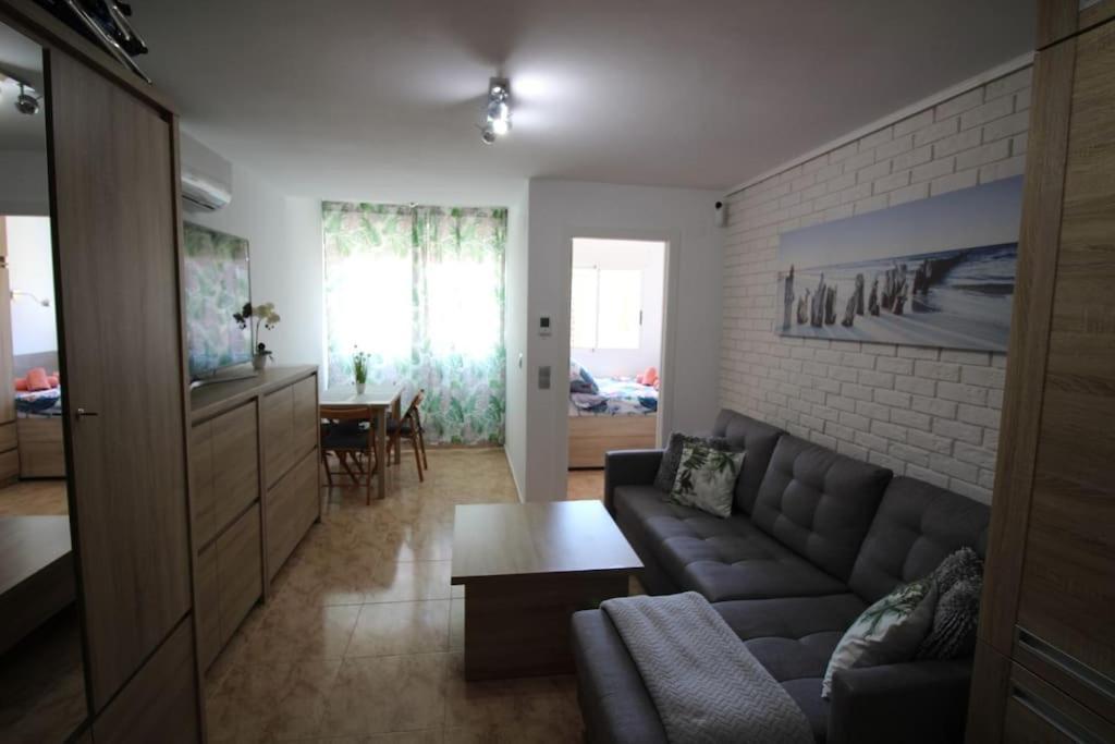 Residencial Patricio Zammit Aq-131 Elvira