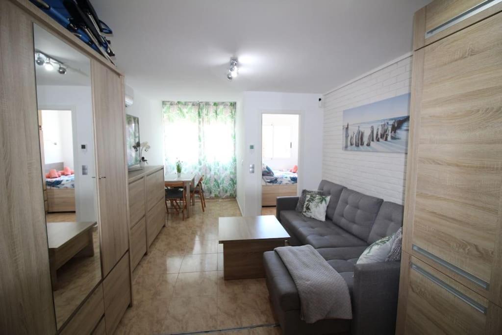 Apartment Residencial Patricio Zammit Aq-131 Elvira