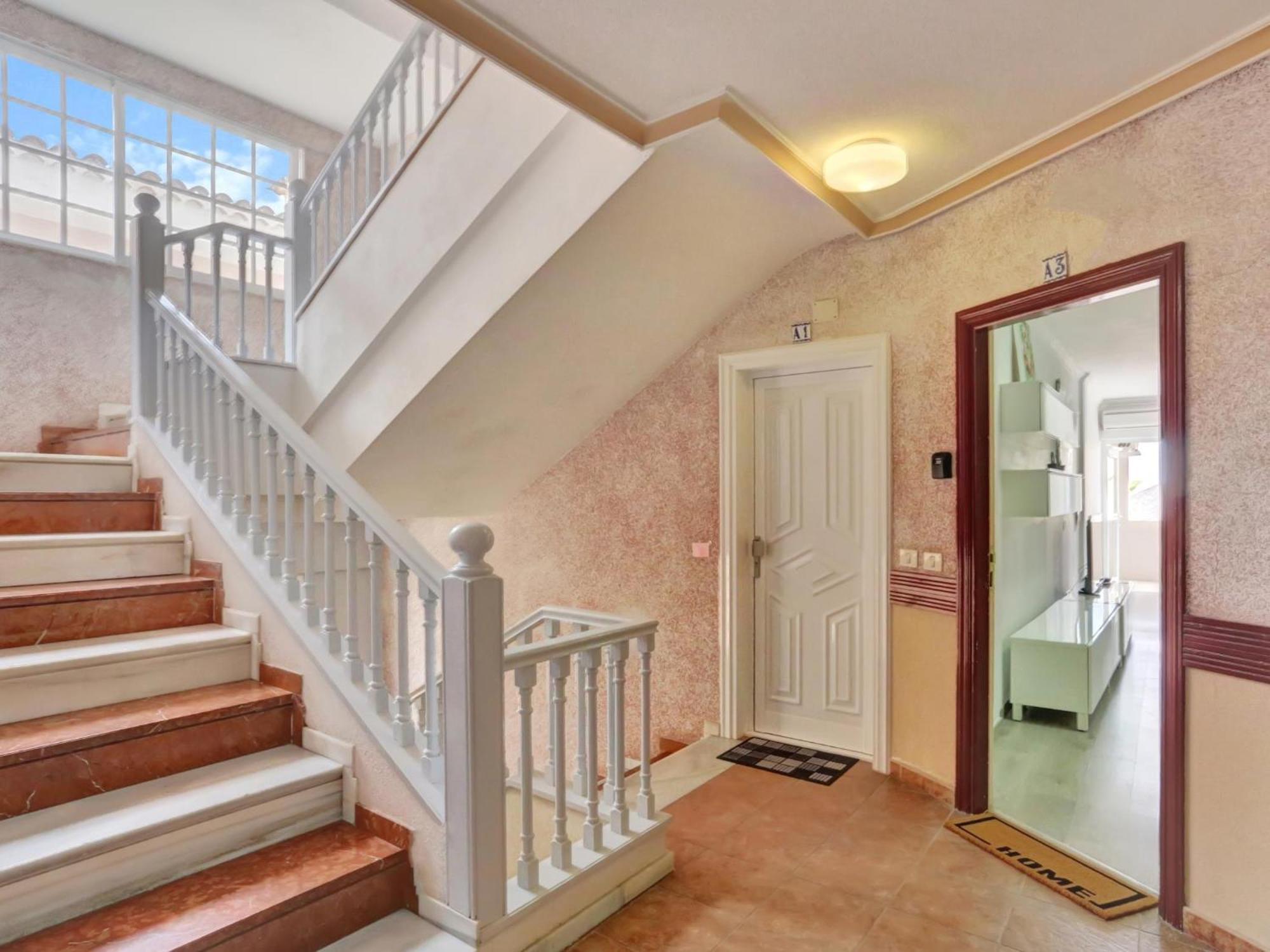 Little Gem, Panoramic Balcony, Con Air, Pool, Wifi *