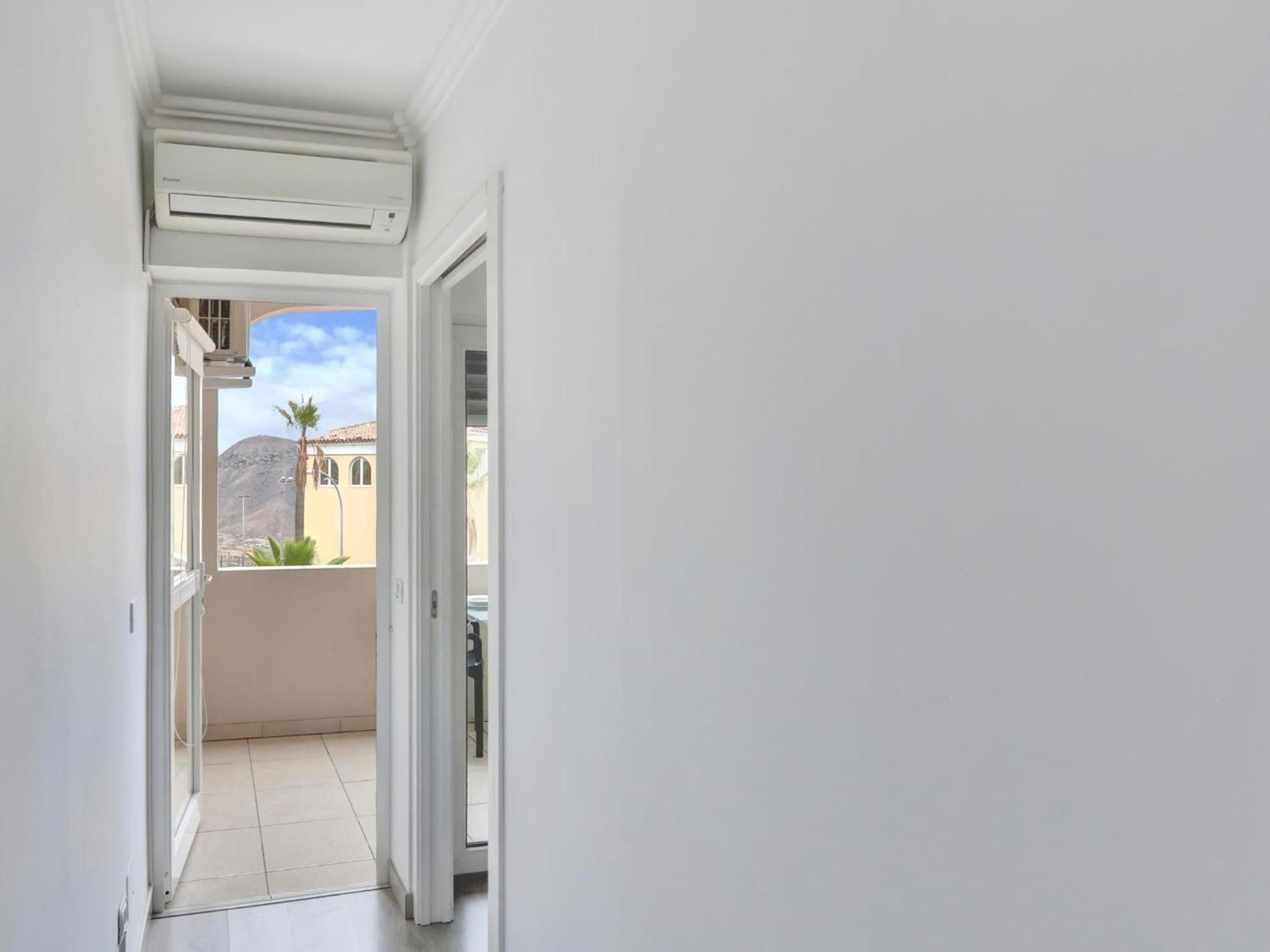 Little Gem, Panoramic Balcony, Con Air, Pool, Wifi * Chayofa