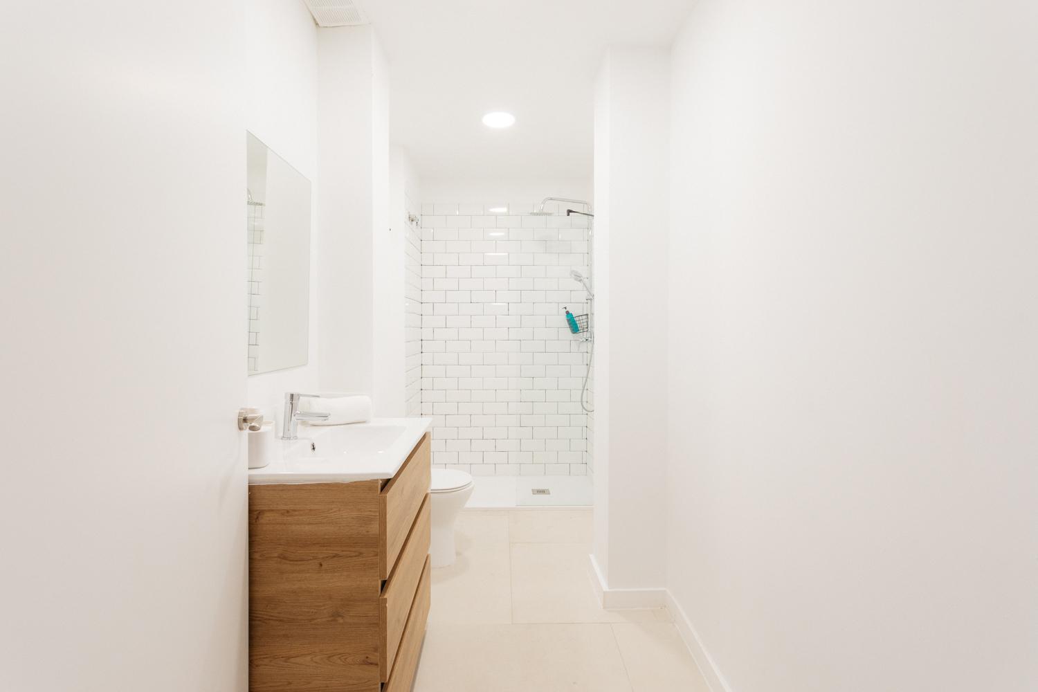 Apartamento Amplio Cerca Centro Historico Y Turia 5pax 2 Bath *