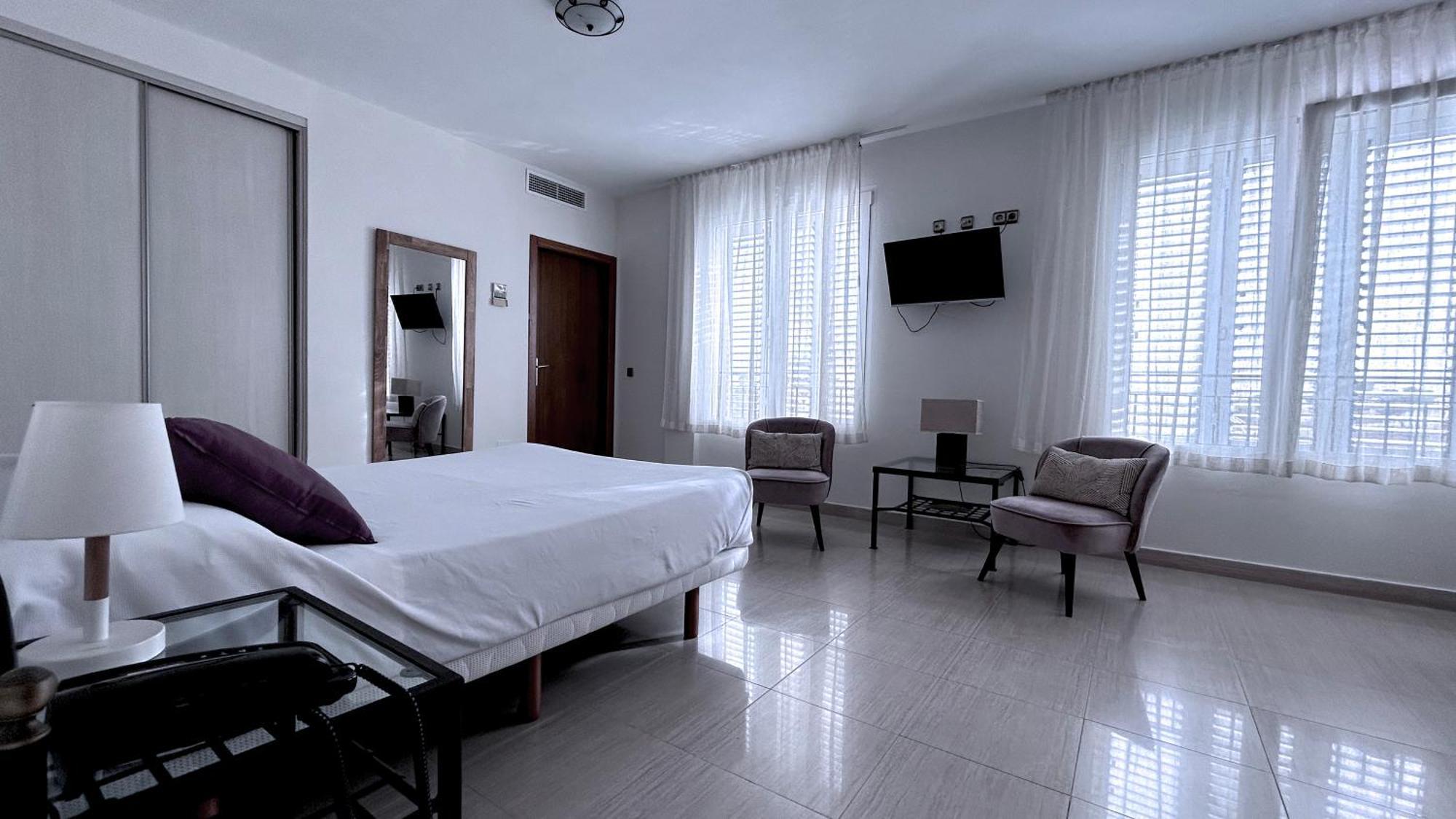 Atrium 3*