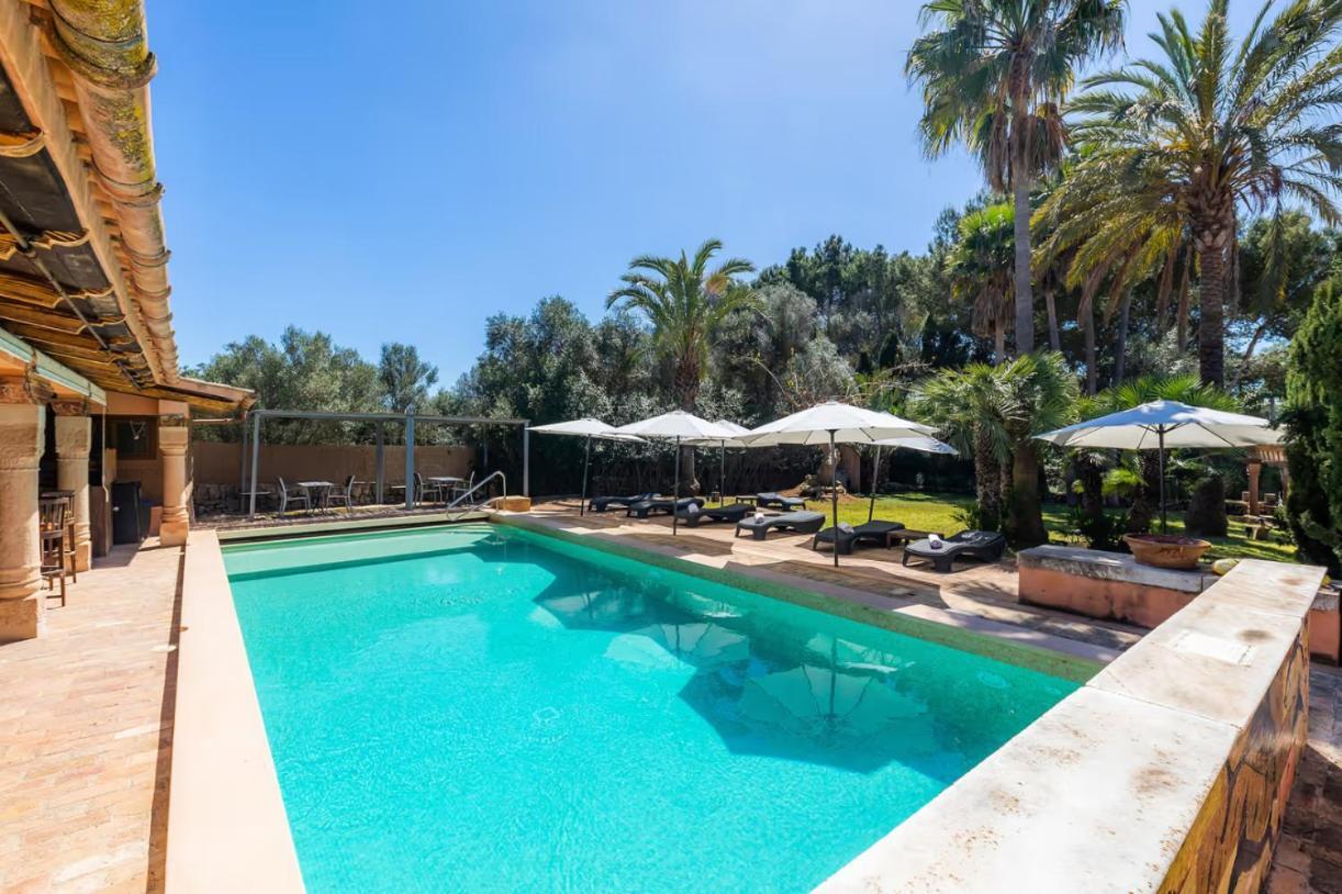 Es Revellar Art - Adults Only Farm stay *