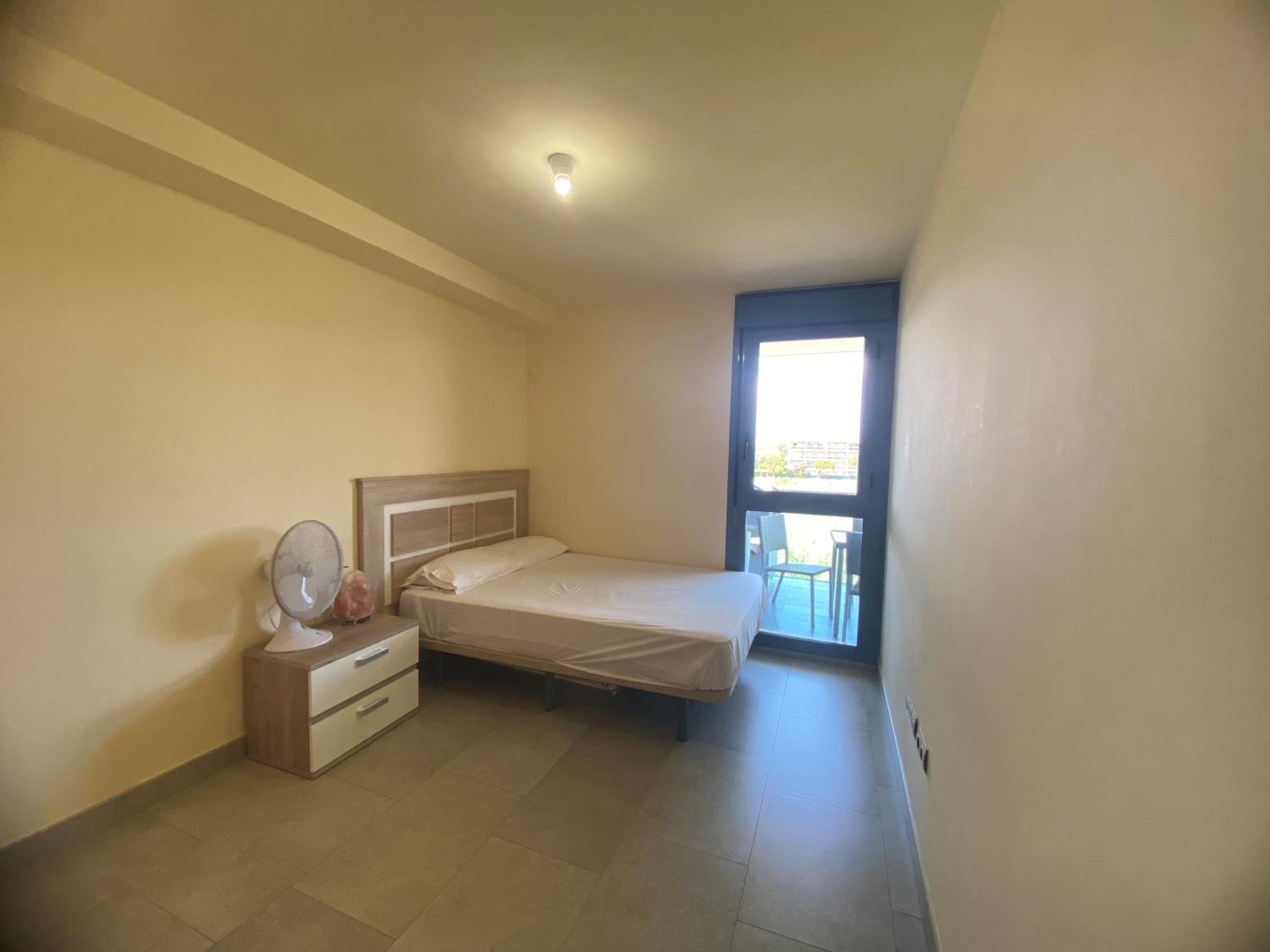 Apartamento En Cambrils, Cerca A La Playa *