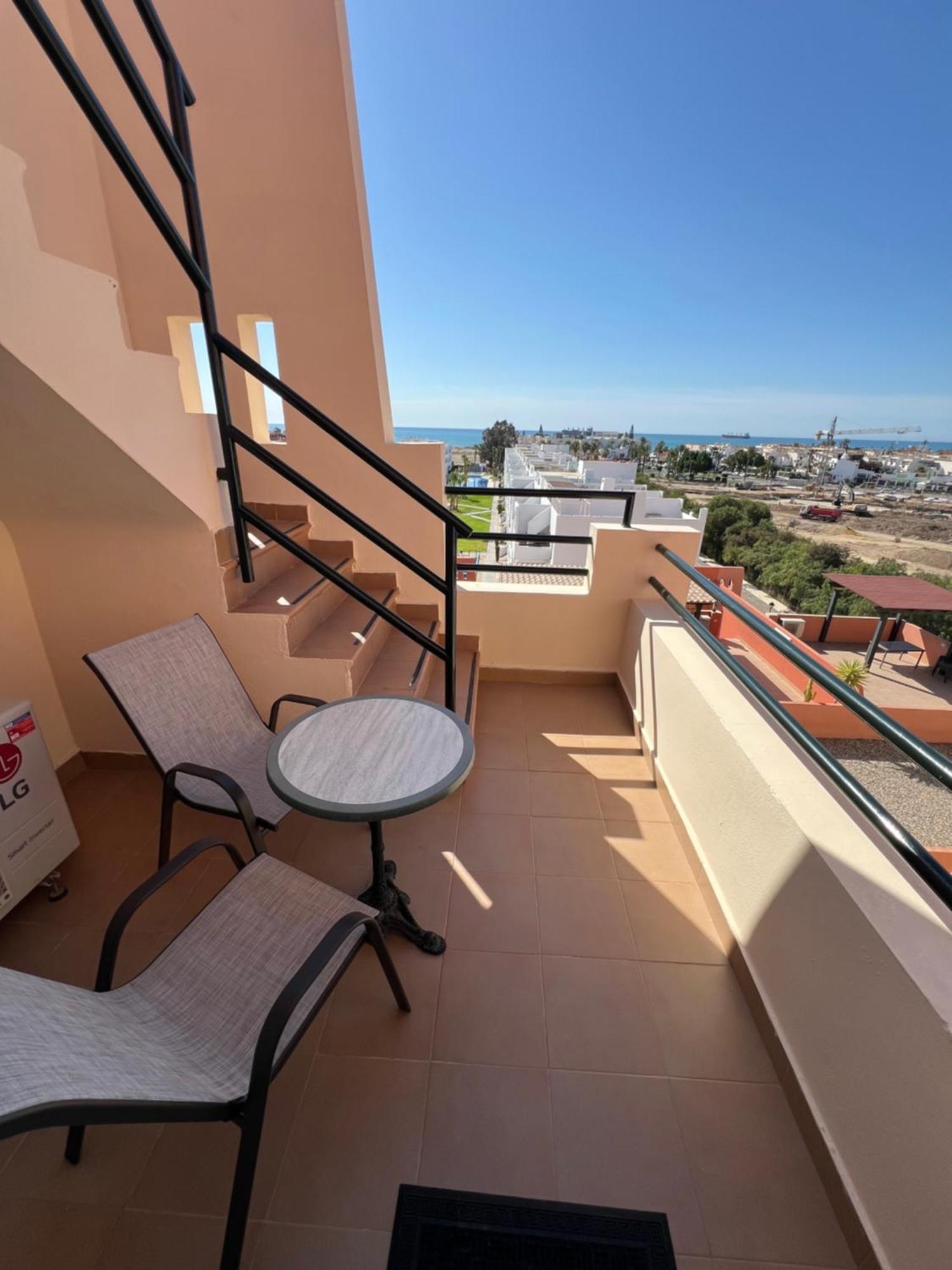 Apartamento Atico Con Vistas Al Mar Y Piscina Privada *