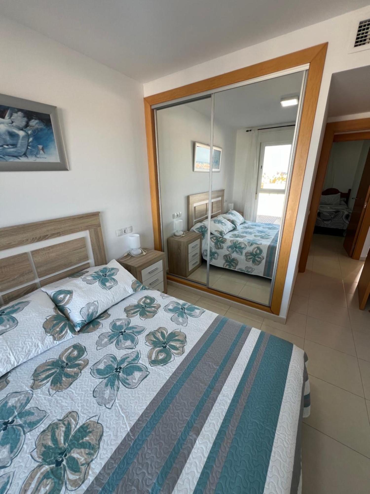 Apartamento Atico Con Vistas Al Mar Y Piscina Privada *