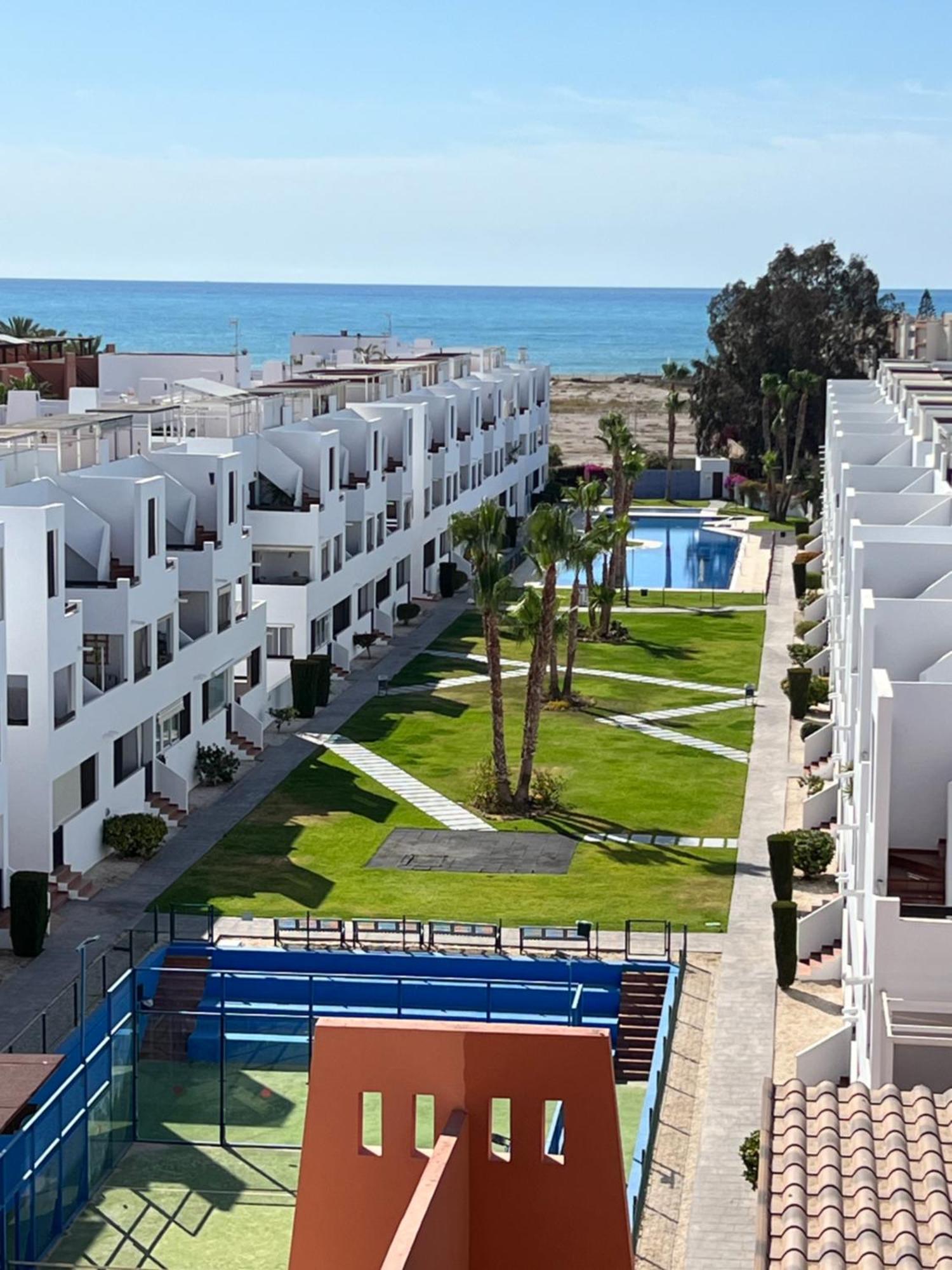 Atico Con Vistas Al Mar Y Piscina Privada Apartamento