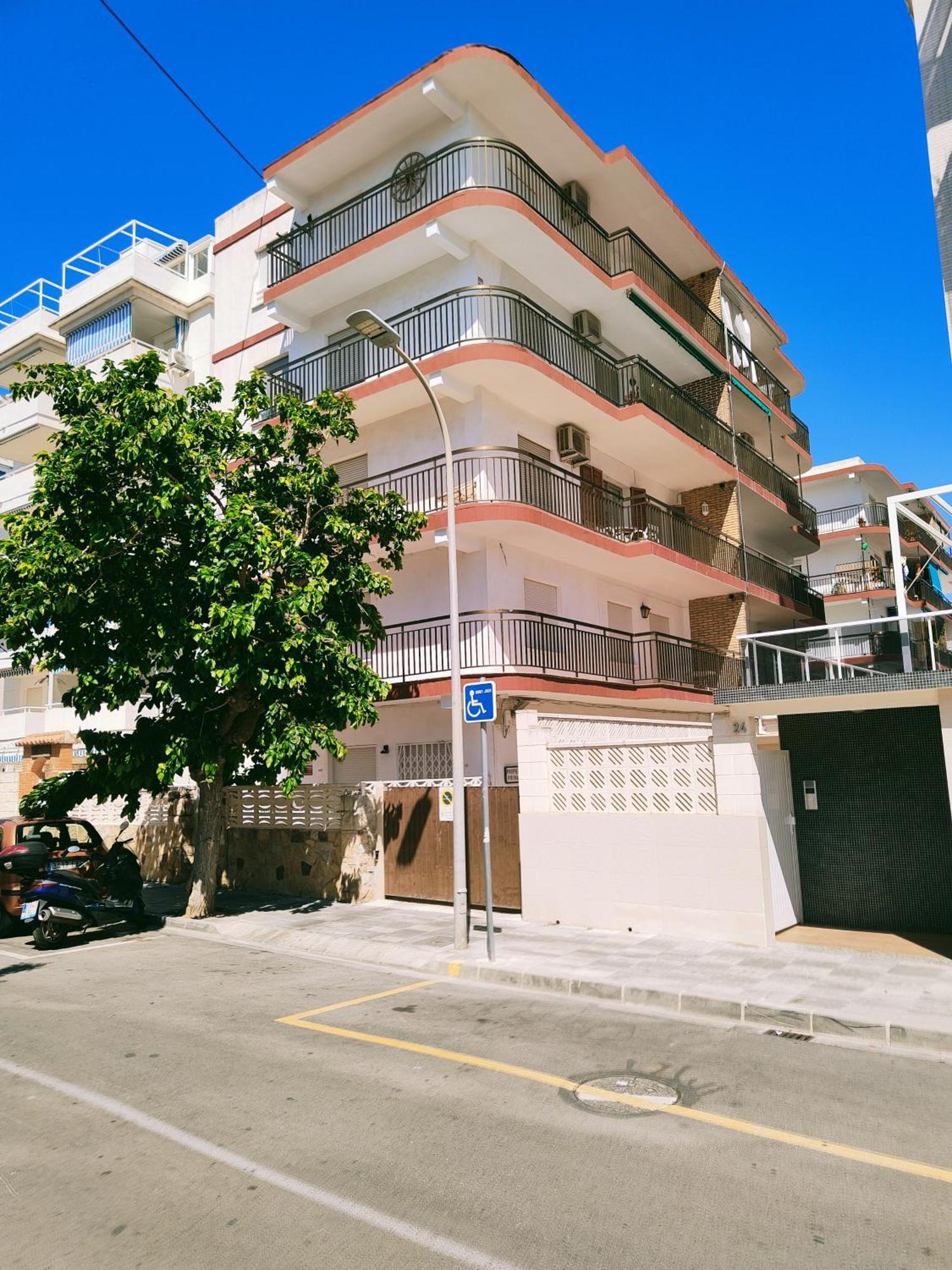 Apartment Arena Blanca 200 M De La Playa