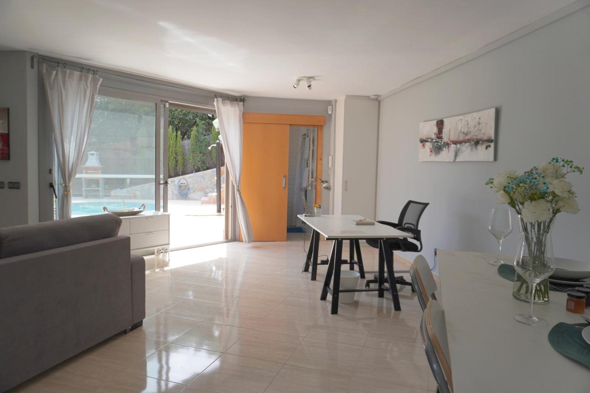 Blueline 25km Bcn-piscina, Sauna Y Vistas Al Mar Apartment *