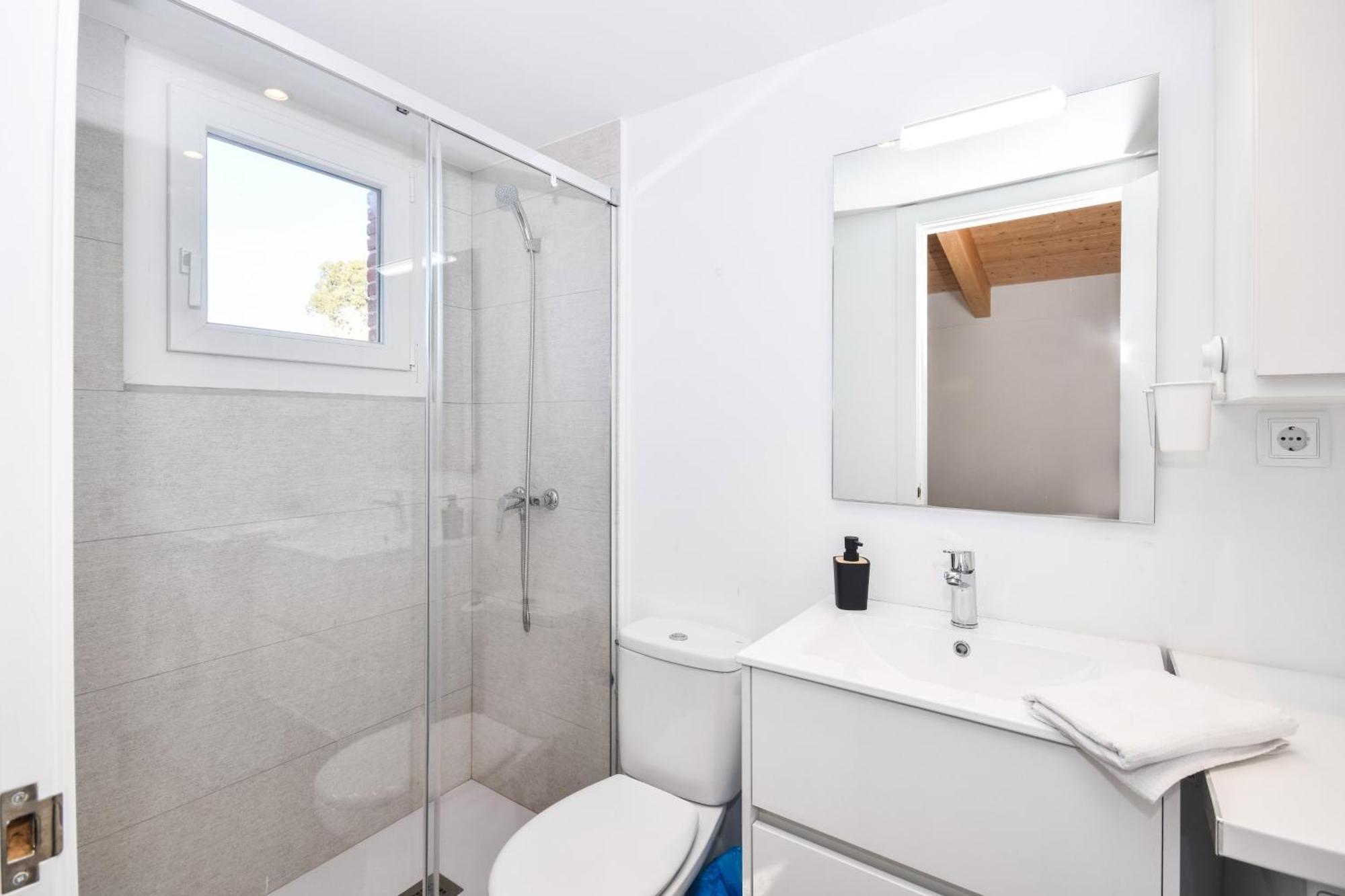 Acogedora Con Entrada Independiente Apartamento El Masnou