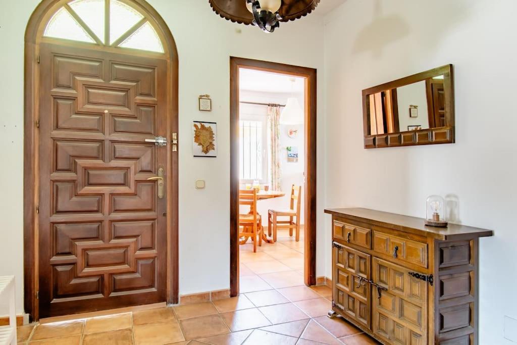 Verianmar 4 Bedroom In Sotogrande With Pool Villa *