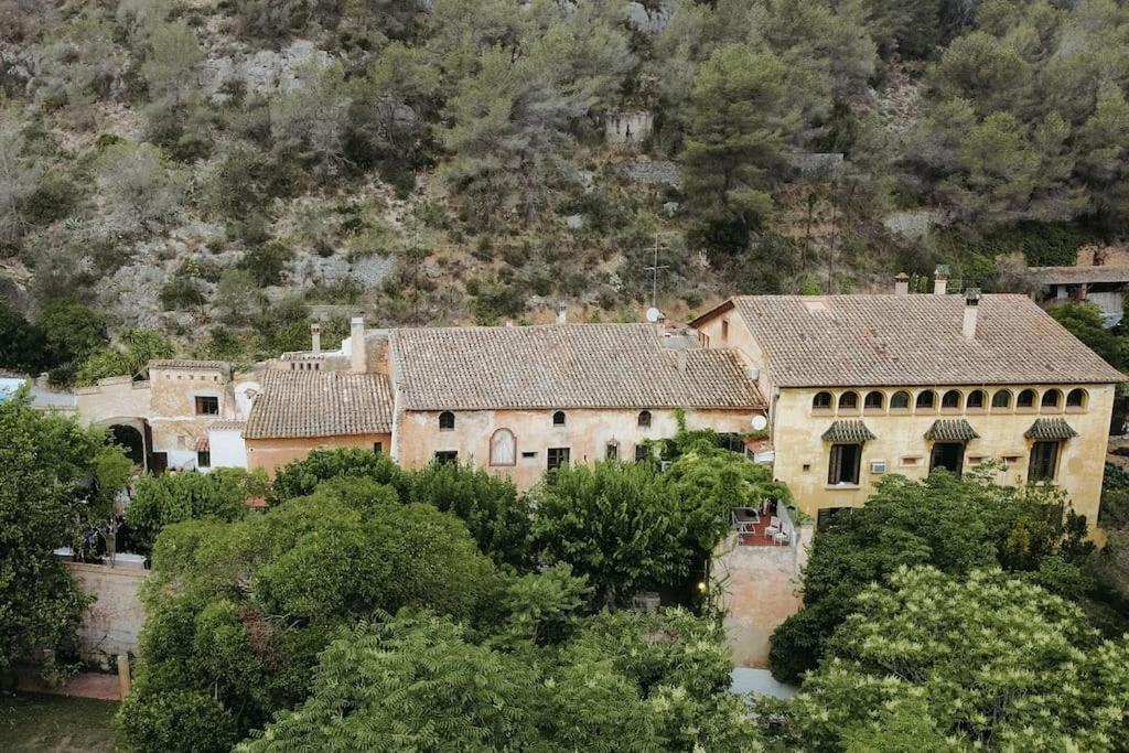Catalina Aka Almanita Villa *