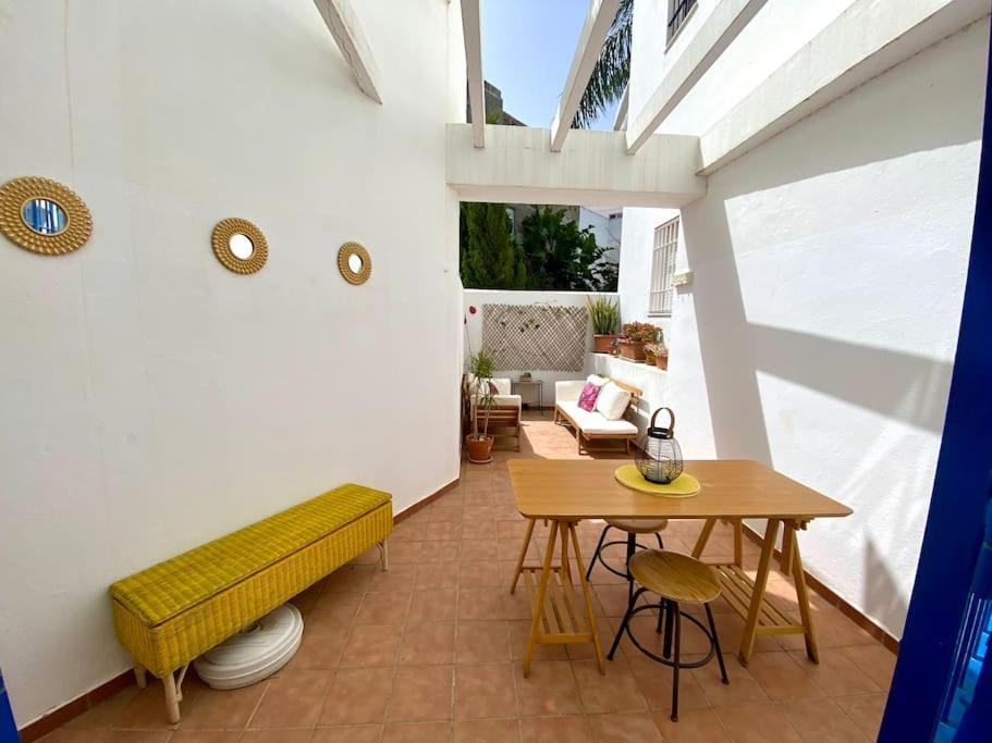 Apartment Luminoso Con Patio Conil Centro *