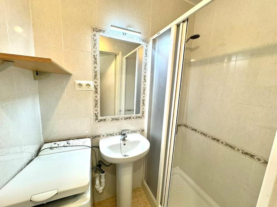 Campoamor Edificio Rhin Apartment *