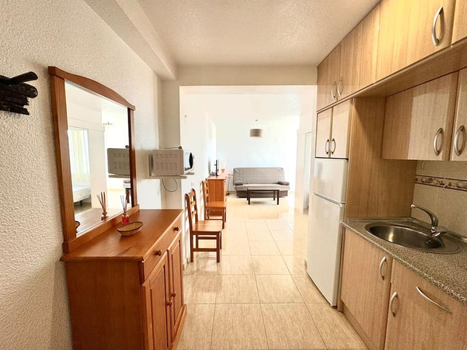 Campoamor Edificio Rhin Apartment