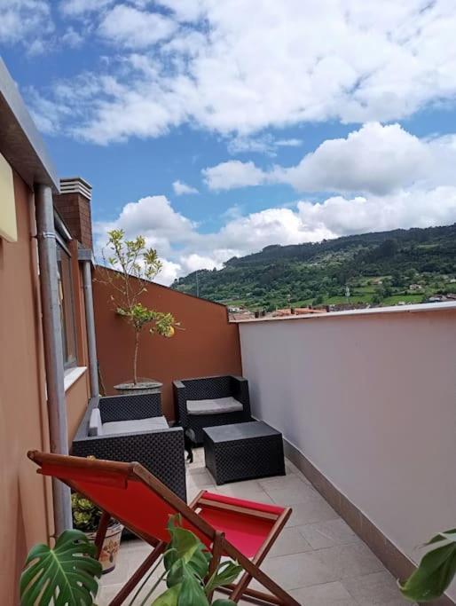 Atico Con Terraza