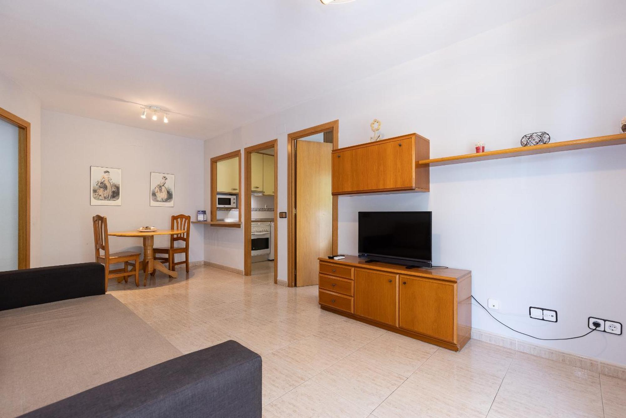 Rentalmar Families Larimar * Salou