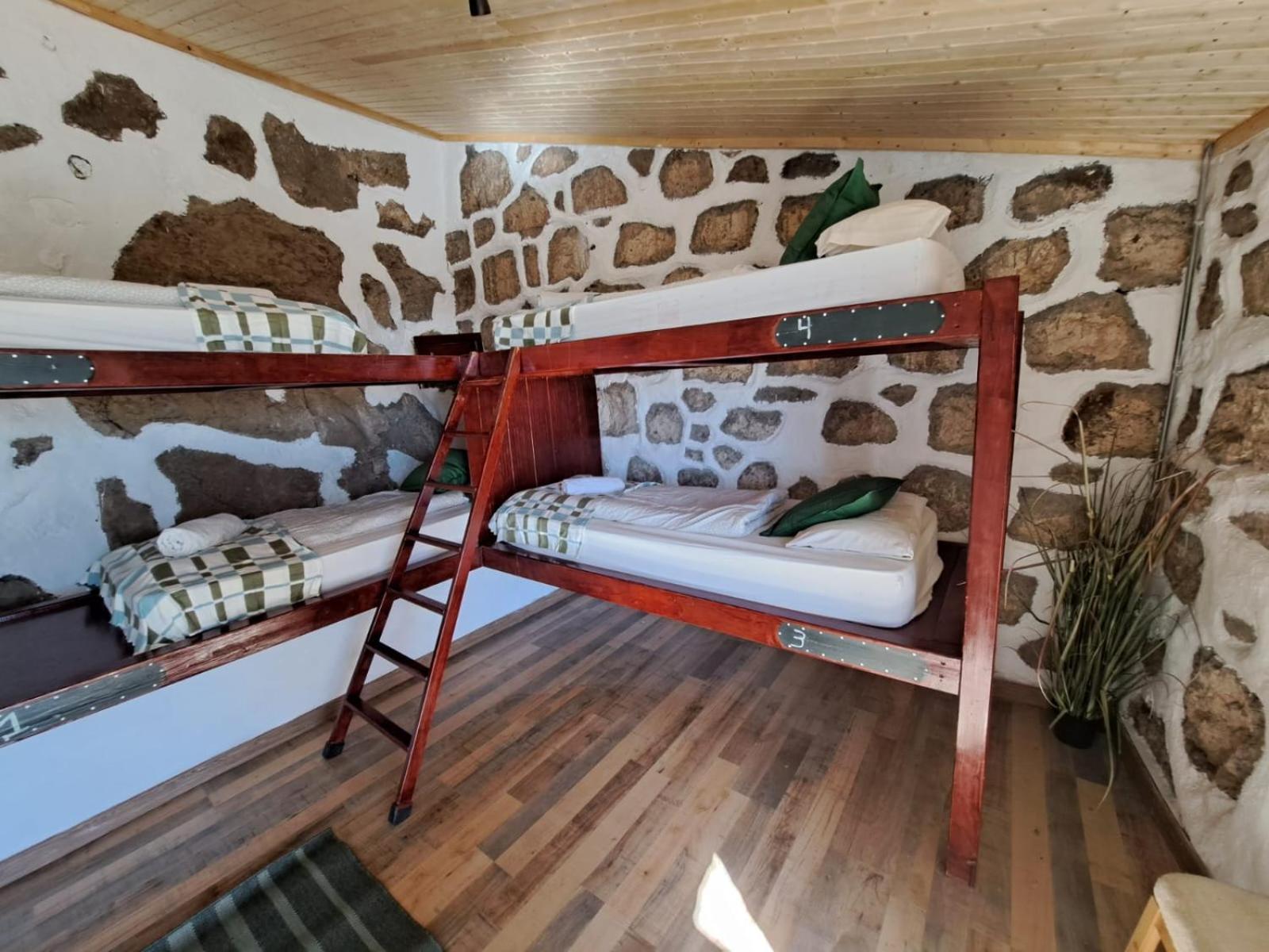 Hostal Mountain La Isa By Rose Tejeda (Gran Canaria)