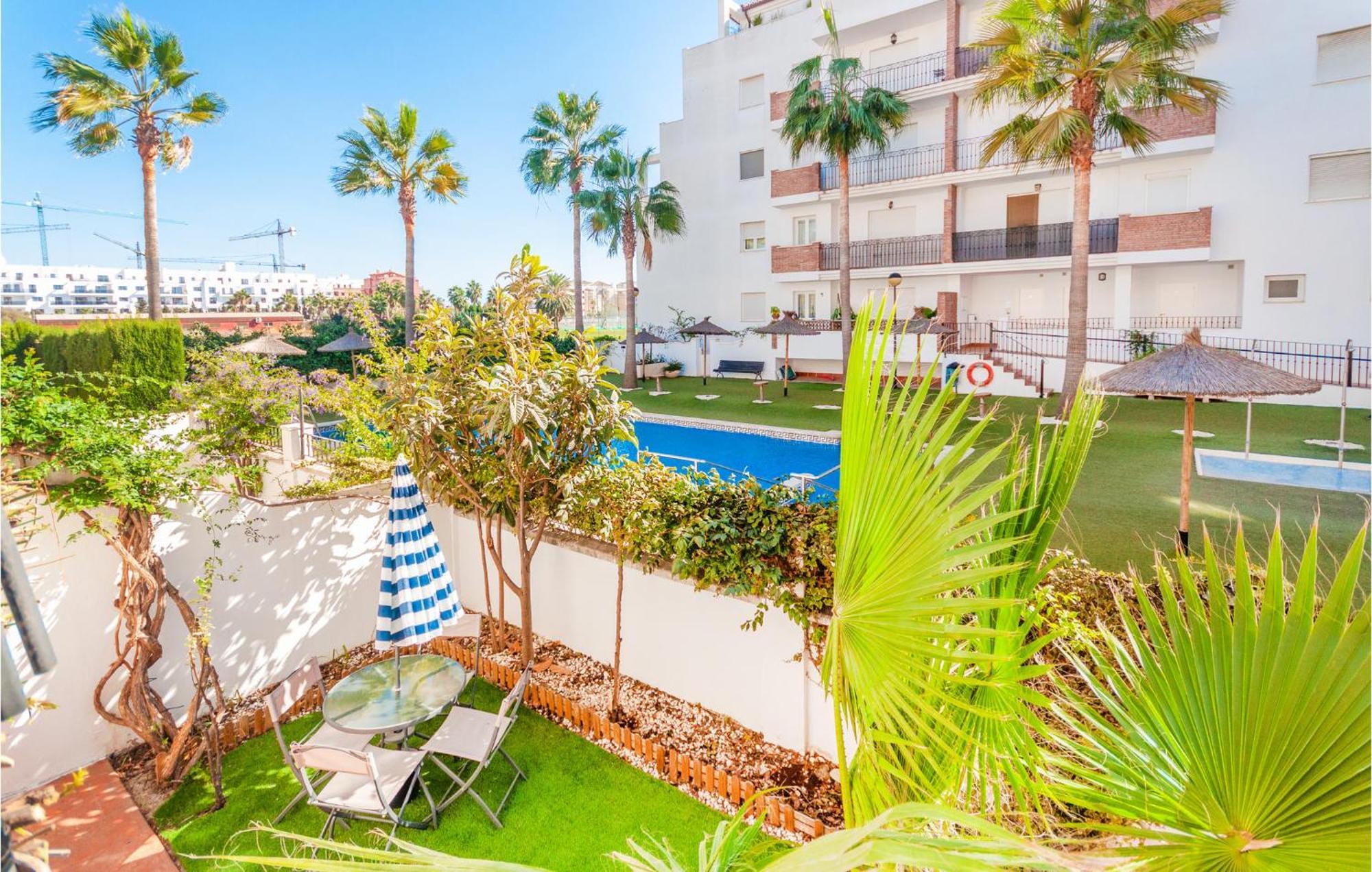 3 Bedroom Stunning In Apartment