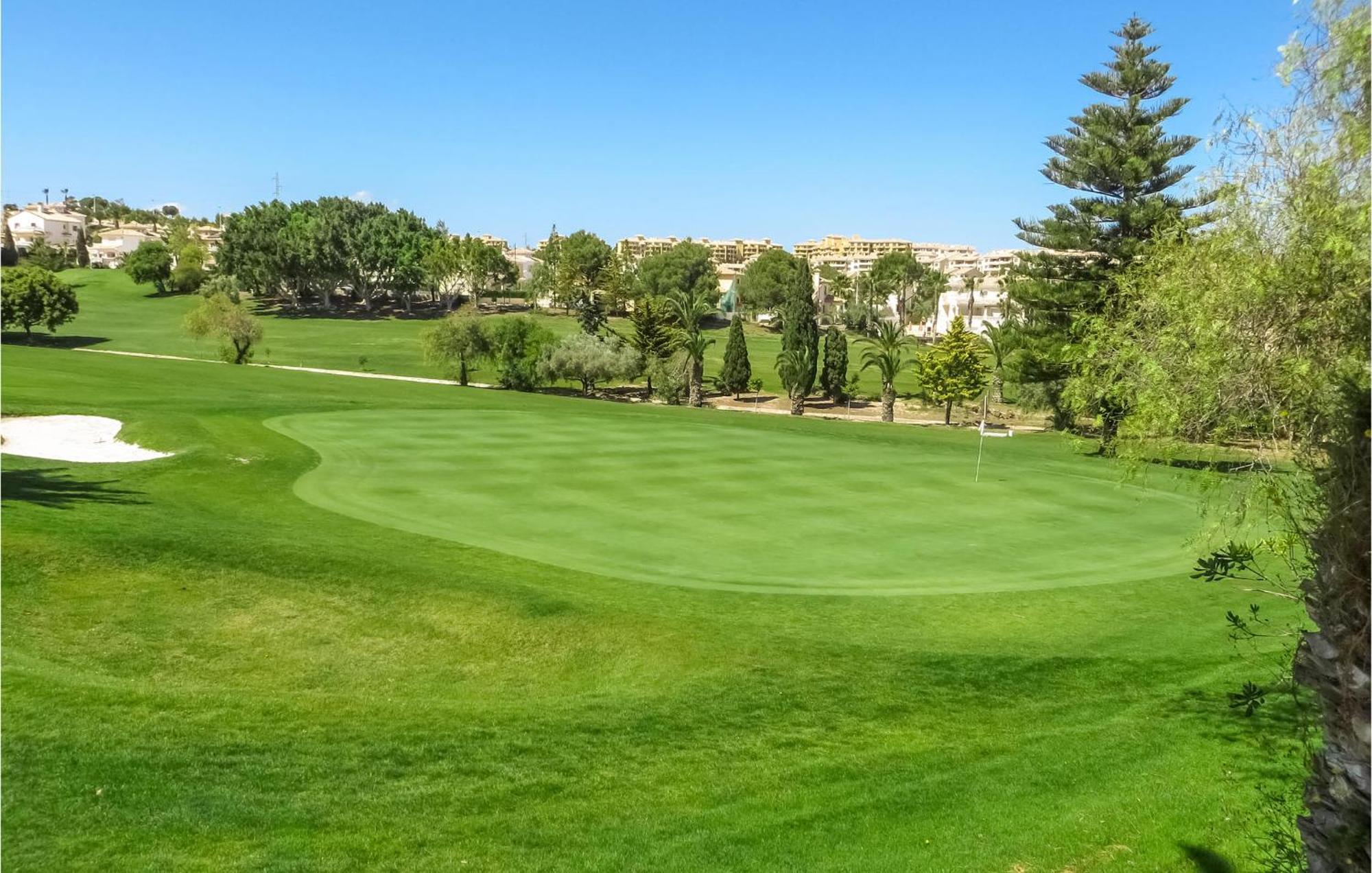 2 Bedroom Awesome In Orihuela Costa * Dehesa de Campoamor (Orihuela Costa)