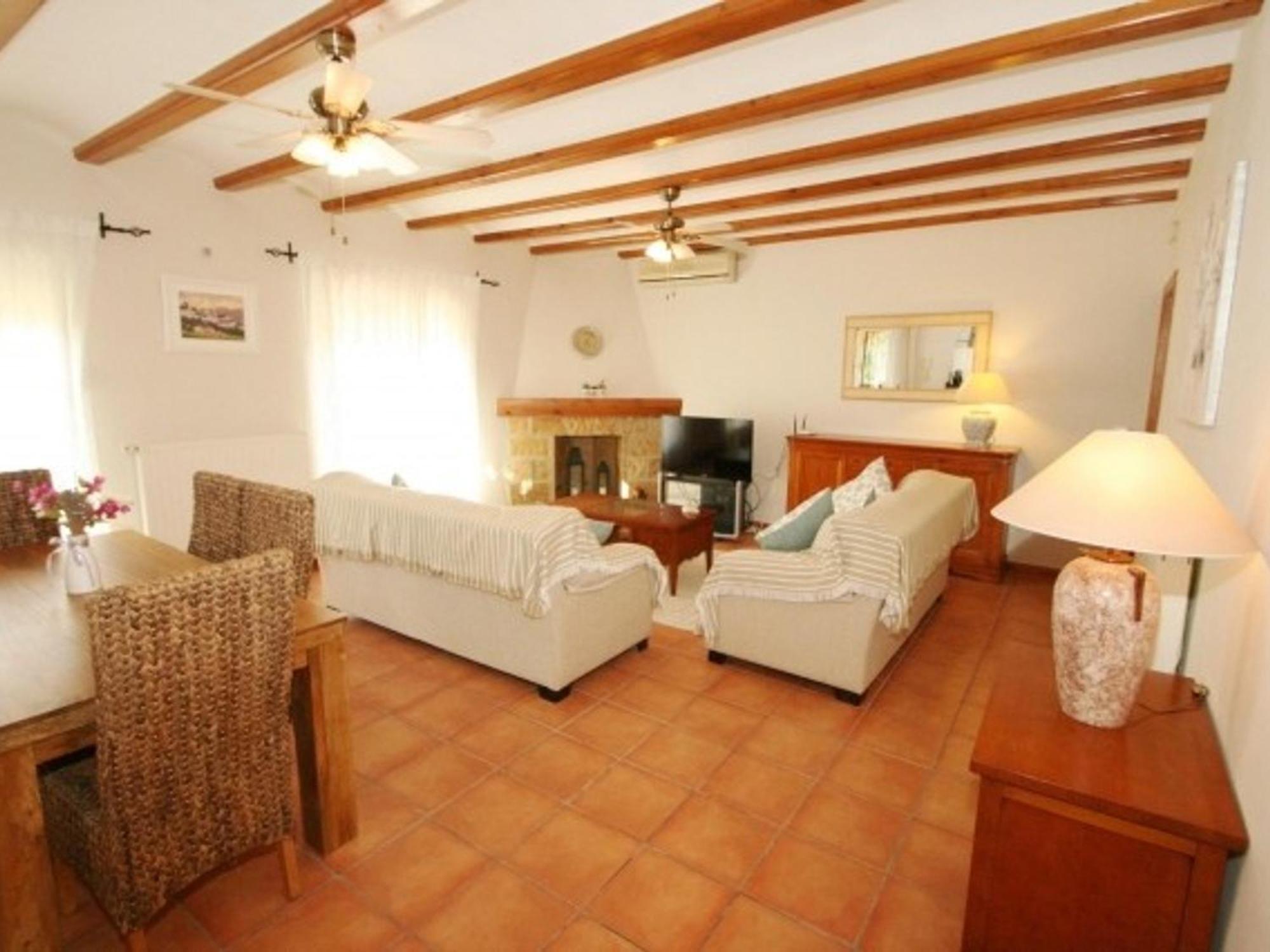 Villa Encantadora En Orba Con Piscina Privada Y Aire Acondicionado 6 Personas - Hisp-10-3 *