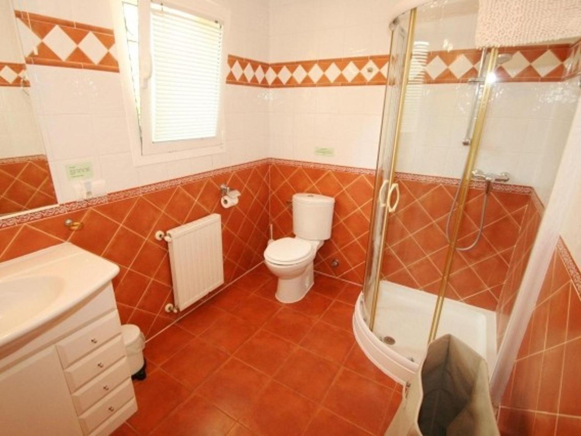 Encantadora En Orba Con Piscina Privada Y Aire Acondicionado 6 Personas - Hisp-10-3