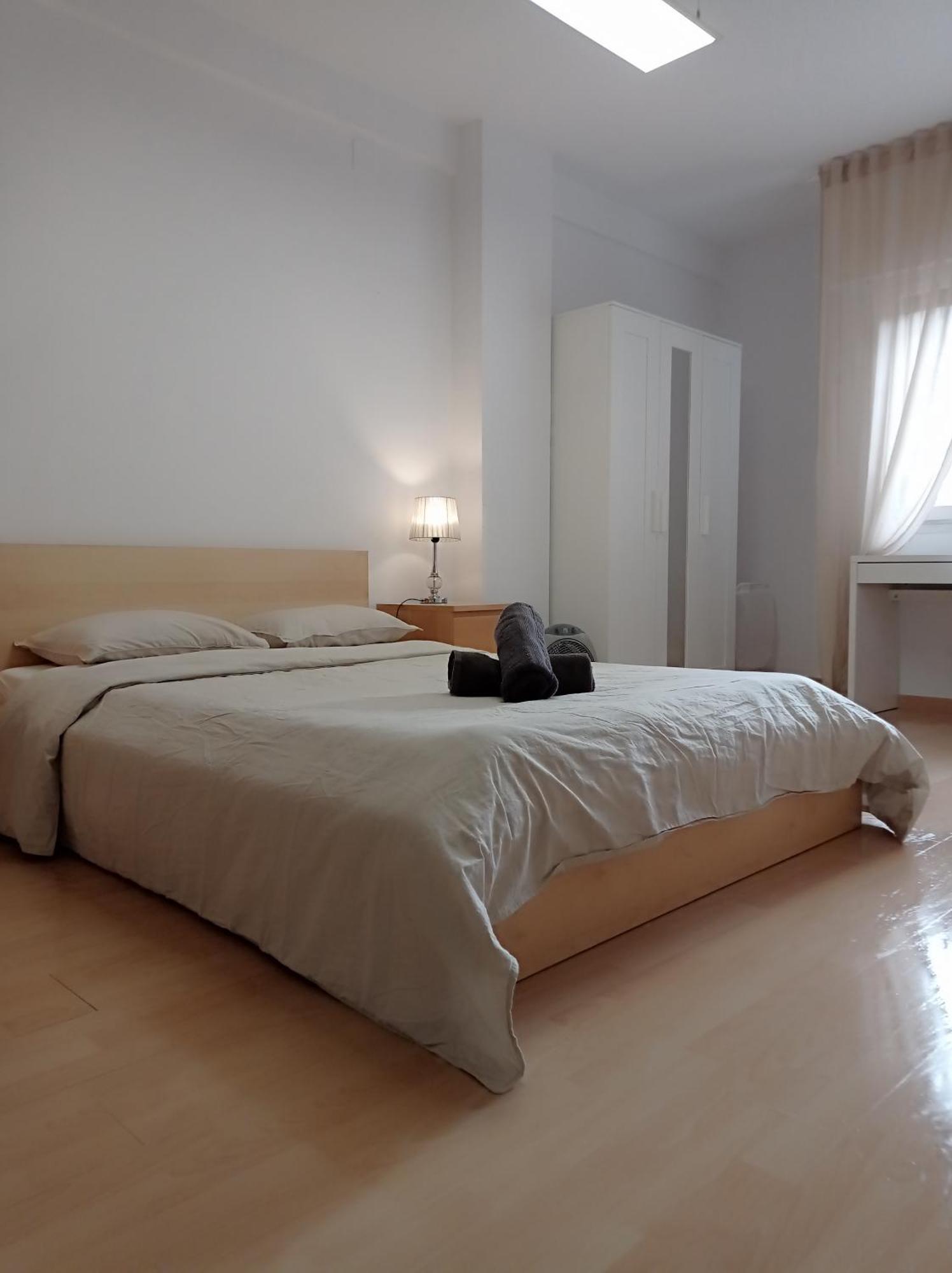Sunny And Central Double Metro L5-l1 Guest house Barcelona