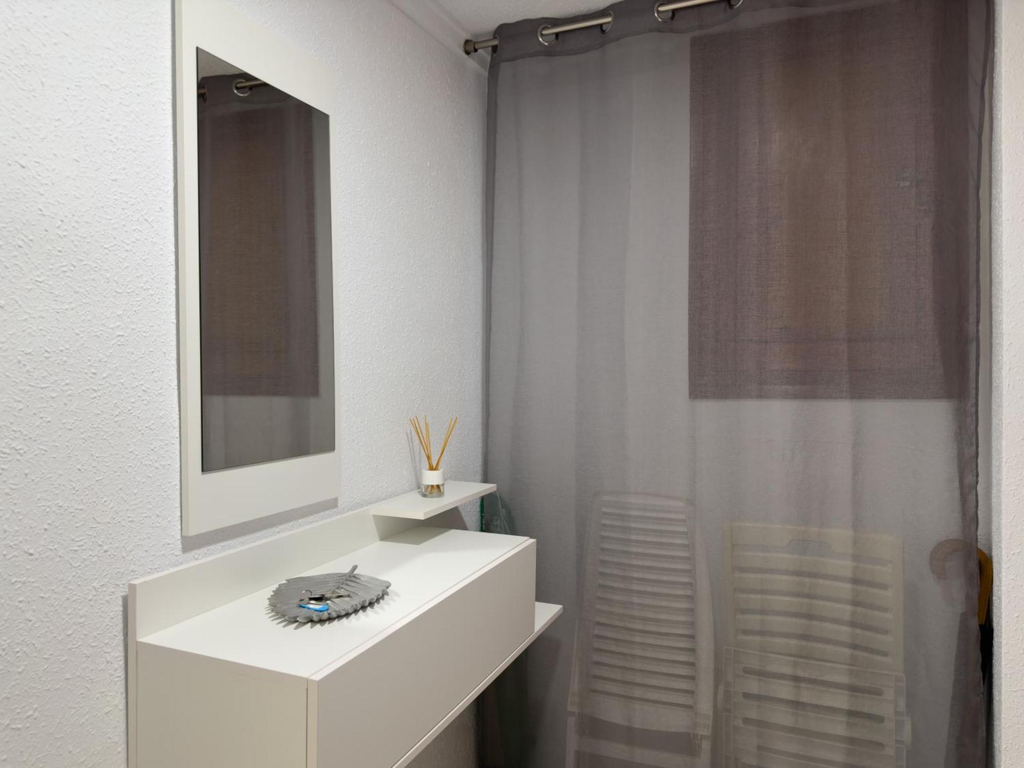 Apartment A 100 Metros Playa San Antonio 1-8 Personas *