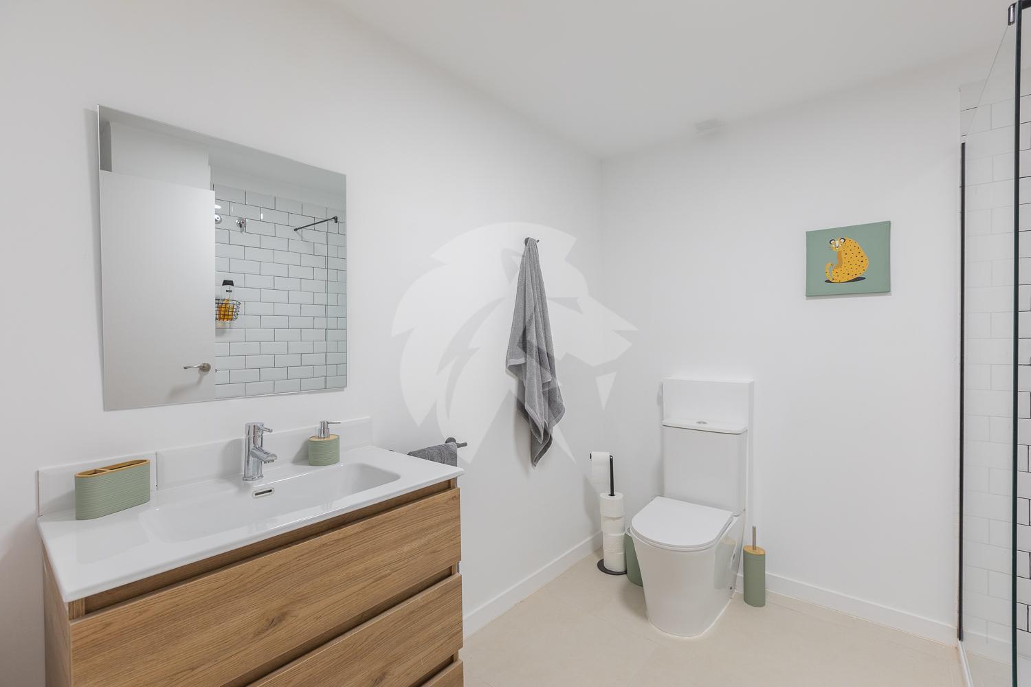 Amplio Cerca Centro Historico Y Turia 5pax 2 Bath Apartamento *