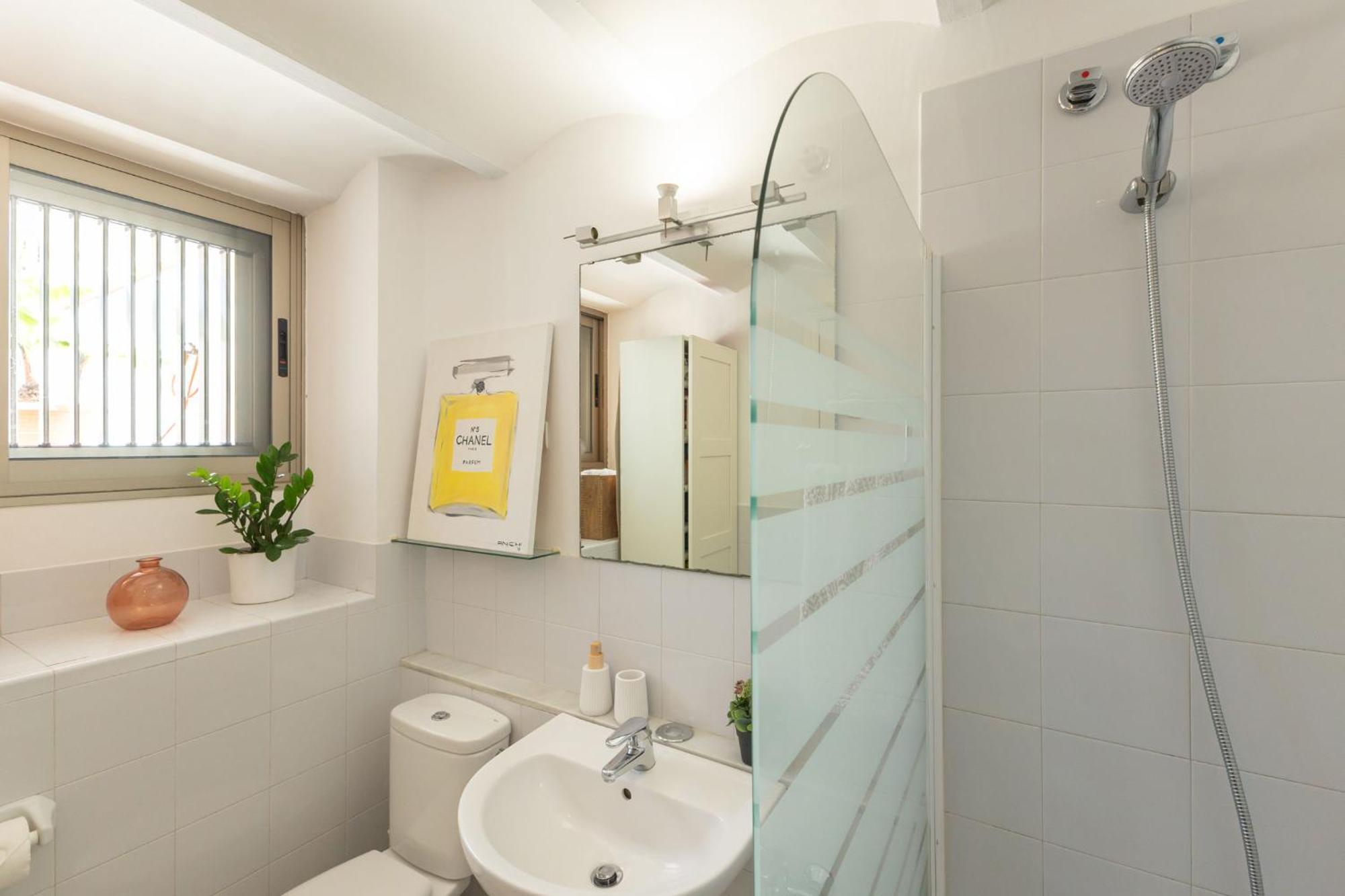 Apartment Charming 2 Bedroom Boutique Triplex With Private Terrace At Center By Cityzen *