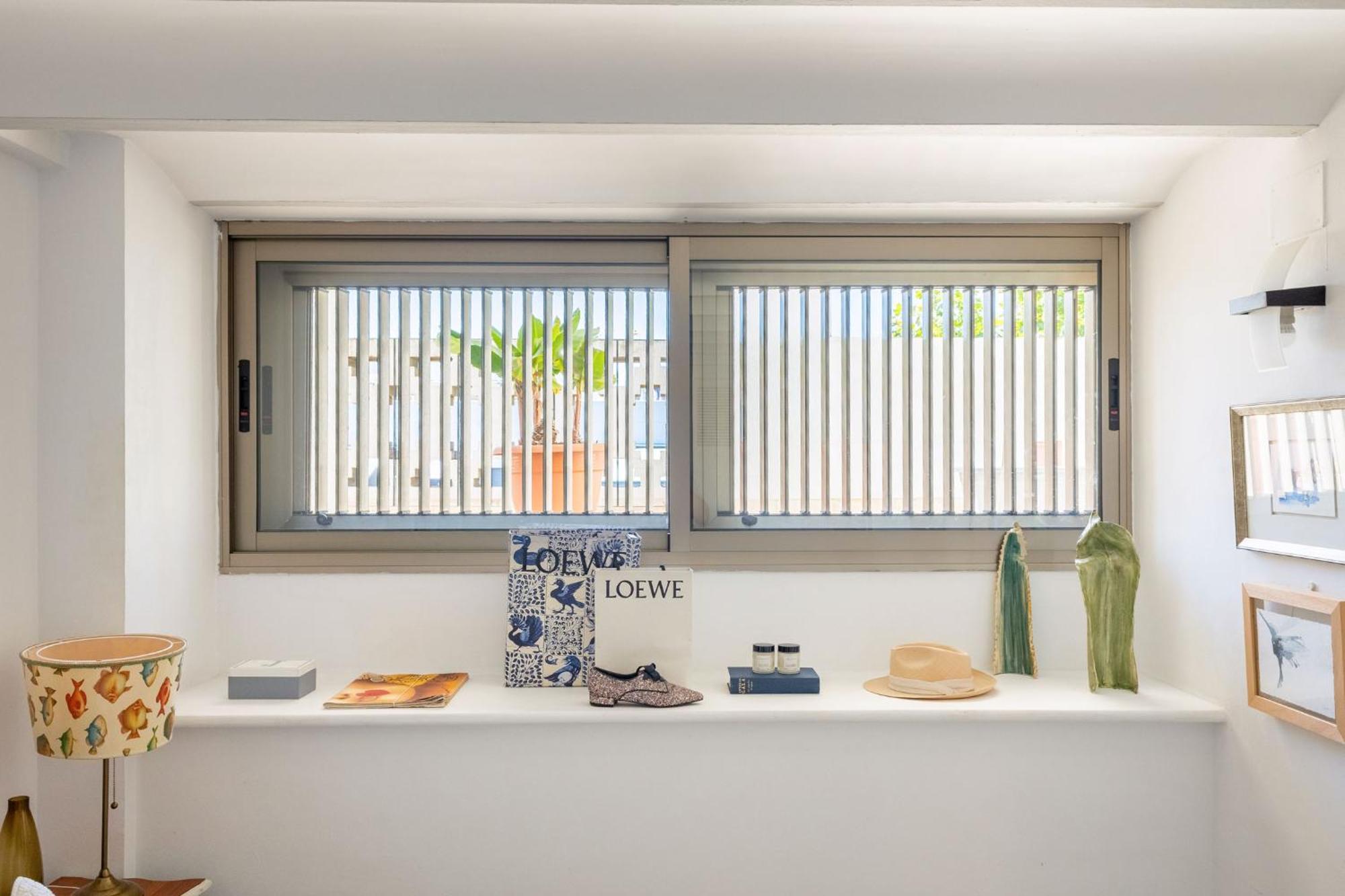 Charming 2 Bedroom Boutique Triplex With Private Terrace At Center By Cityzen *