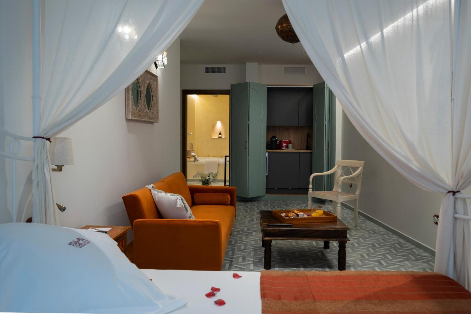 Hotel Alcoba Del Rey De