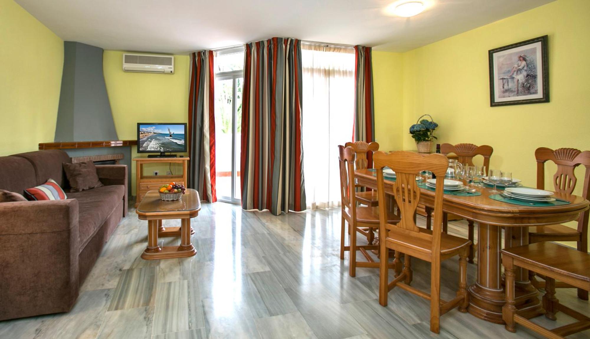 Aparthotel Ona Campanario Sitio de Calahonda