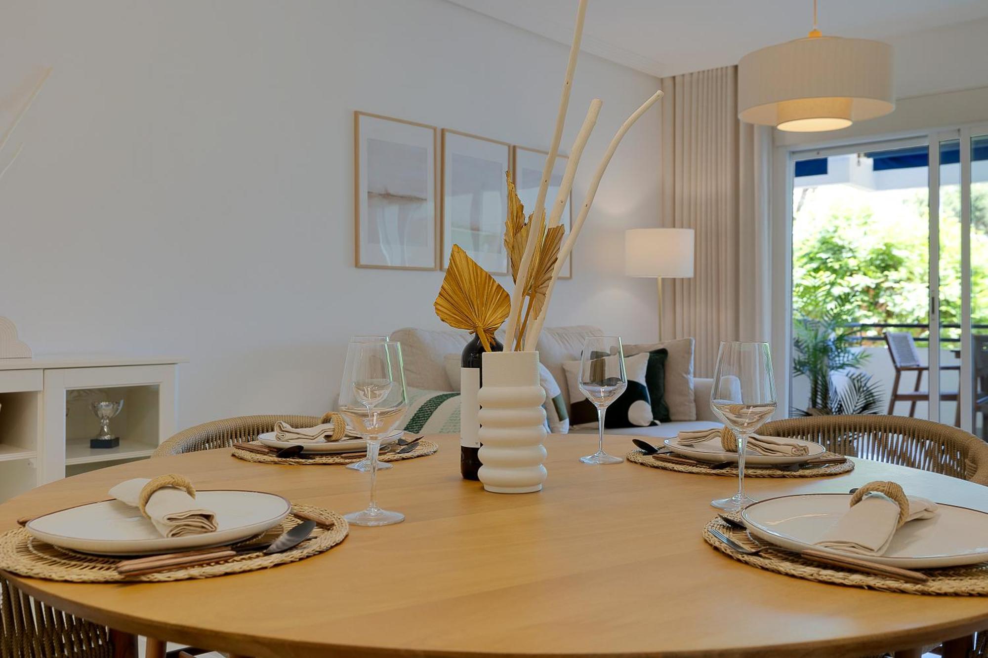 2 Bedroom In Medina Garden - Puerto Banús Apartamento