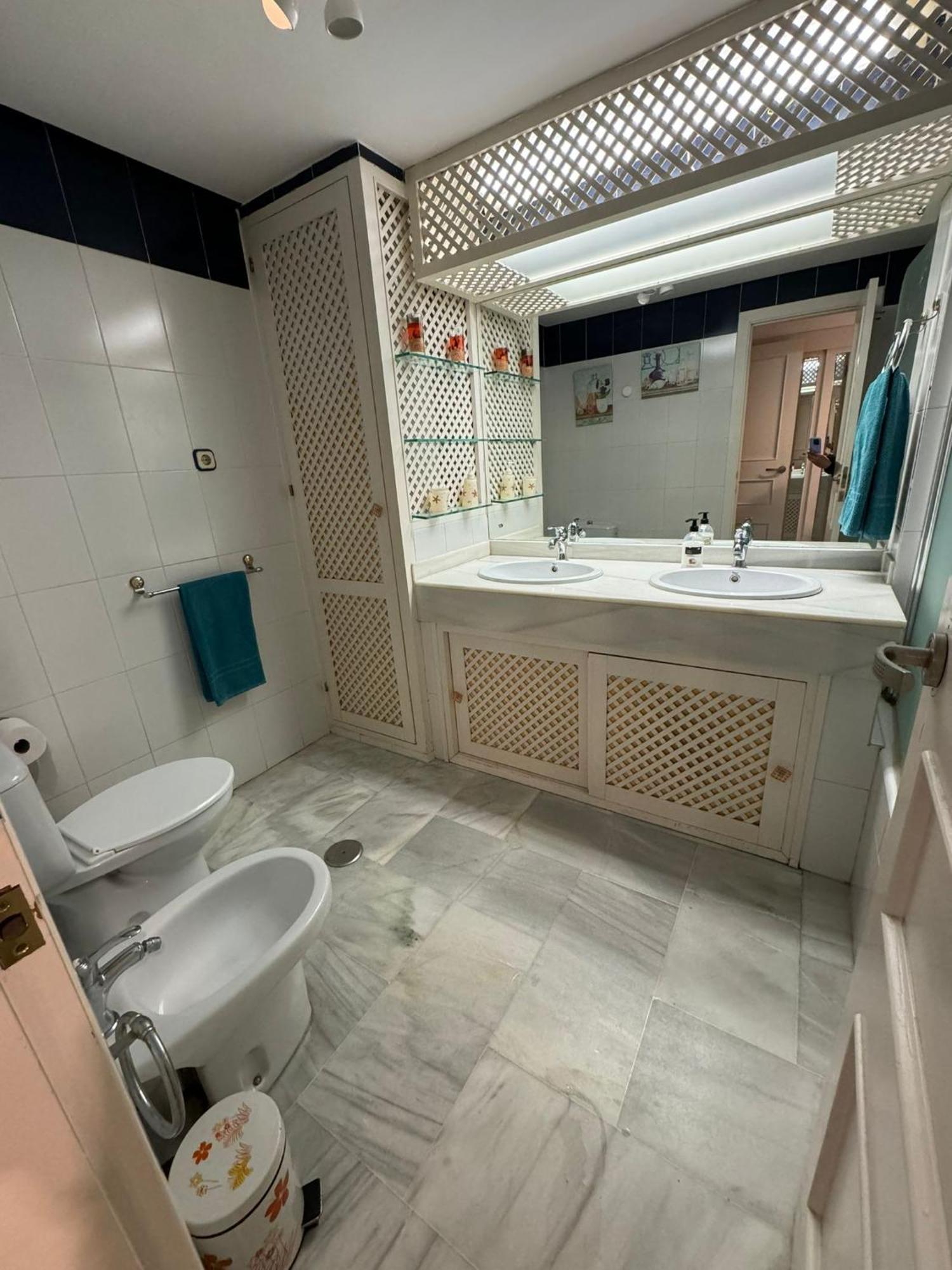 Frontline Marina Sea & Beach Views Apartamento