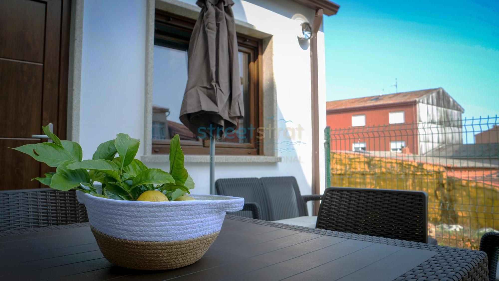 Casina De Tivo - *