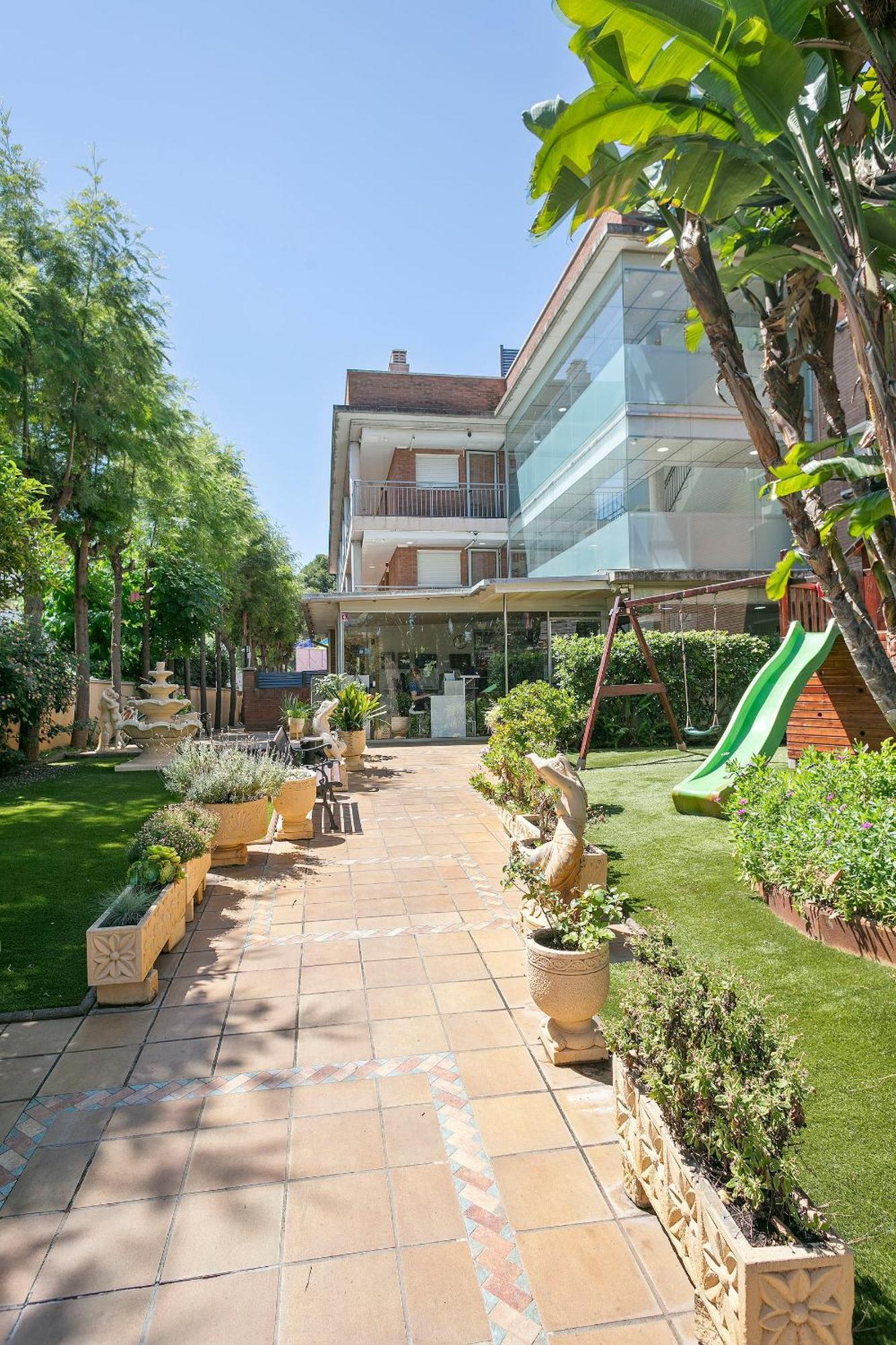 Velor Apartamentos Turisticos *