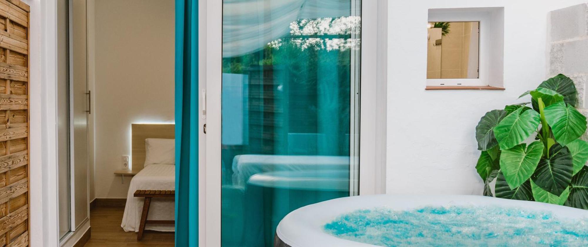 La Calita Escondida - Jacuzzi Y Cocina En Terraza Privada - Piscina Y Parking Gratis * Chiclana de la Frontera