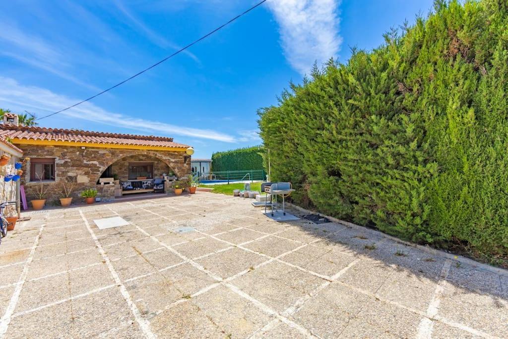 Con Piscina Privada En Bolonia Tarifa