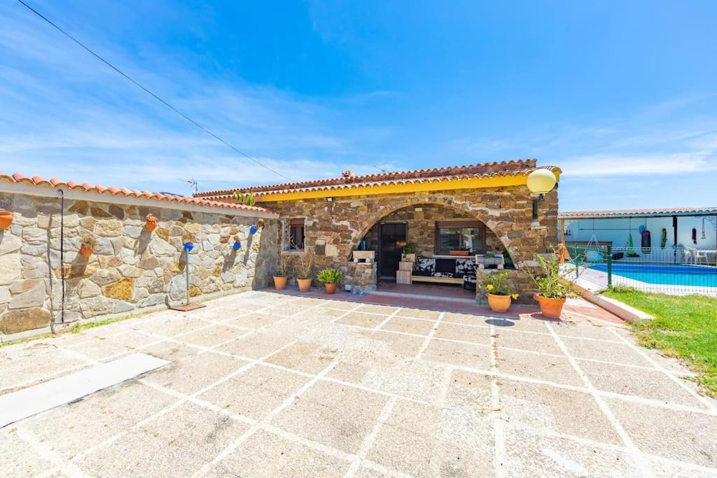Con Piscina Privada En Bolonia * Tarifa