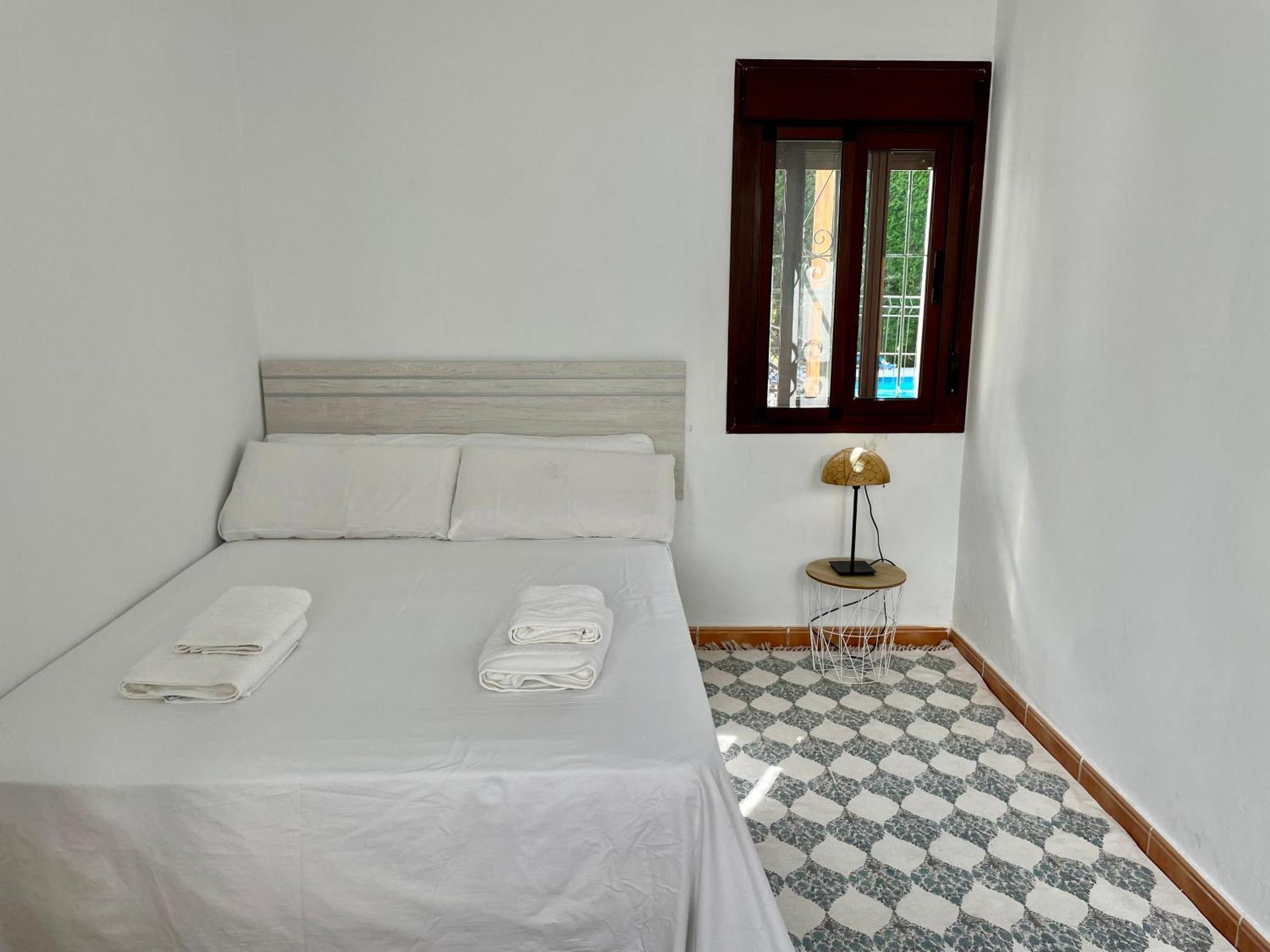 Con Piscina Privada En Bolonia Tarifa