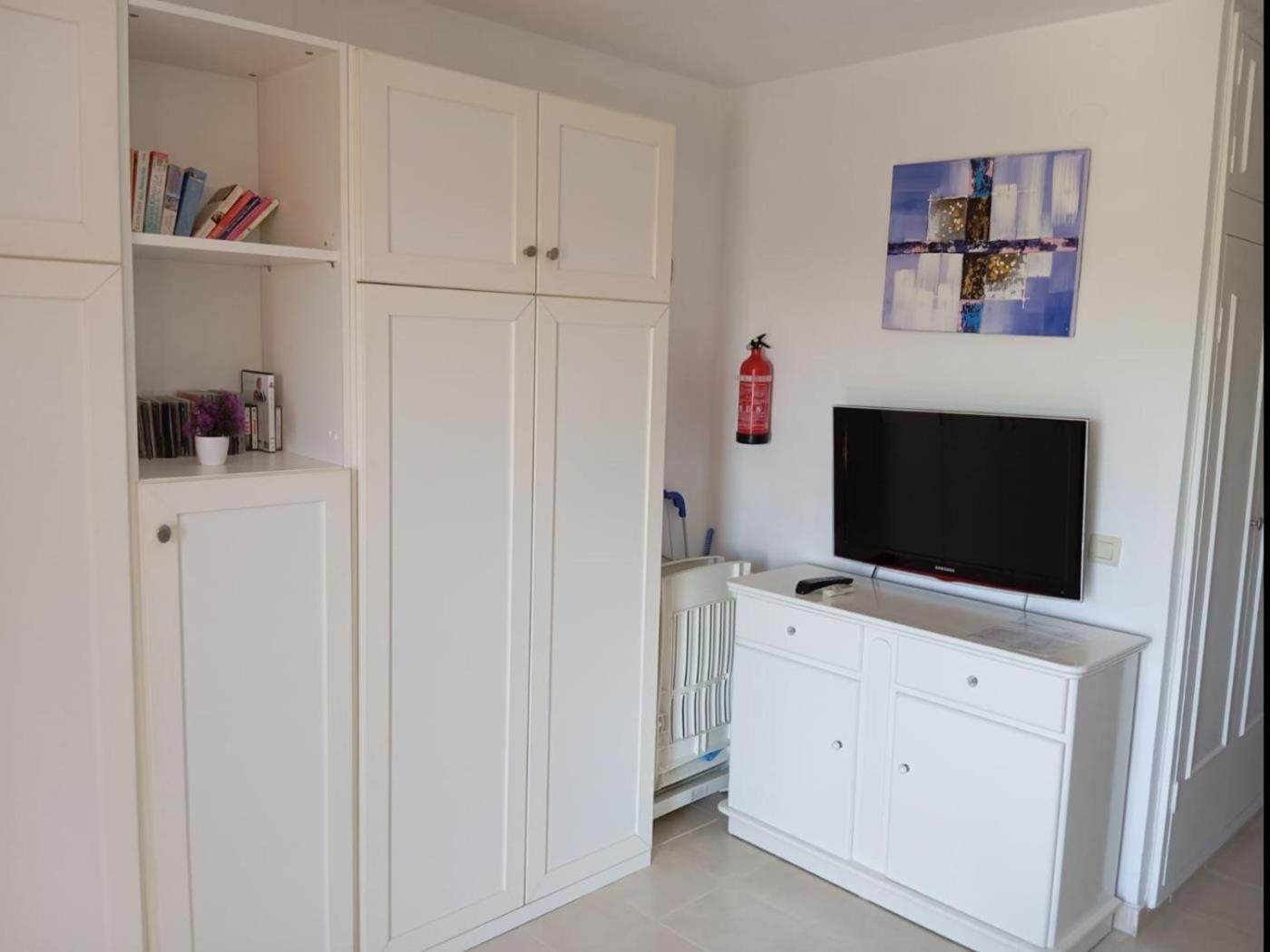 Cozy Estudio En Edificio Jupiter Apartment