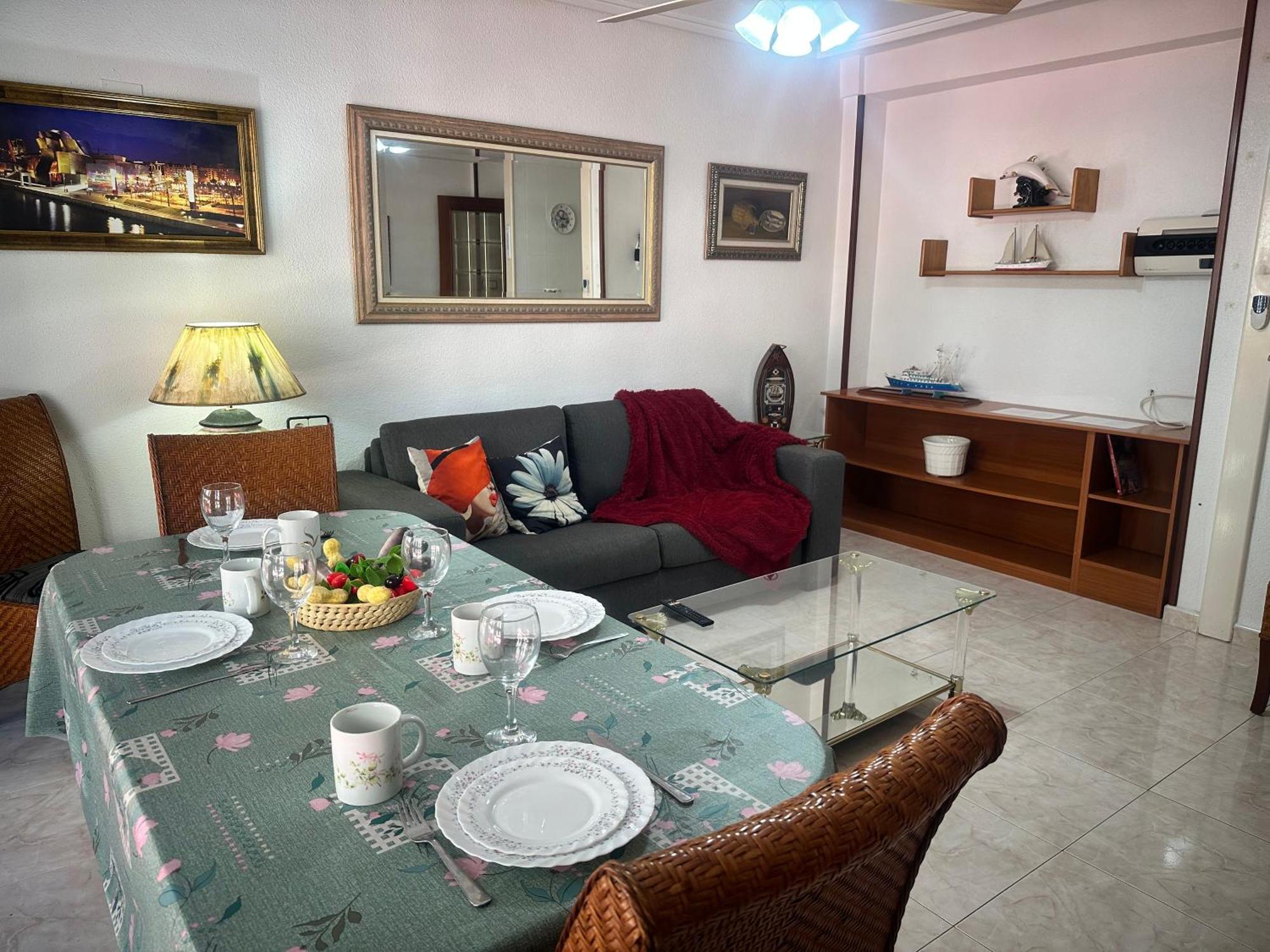Apartment Homely Habaneras Torrevieja