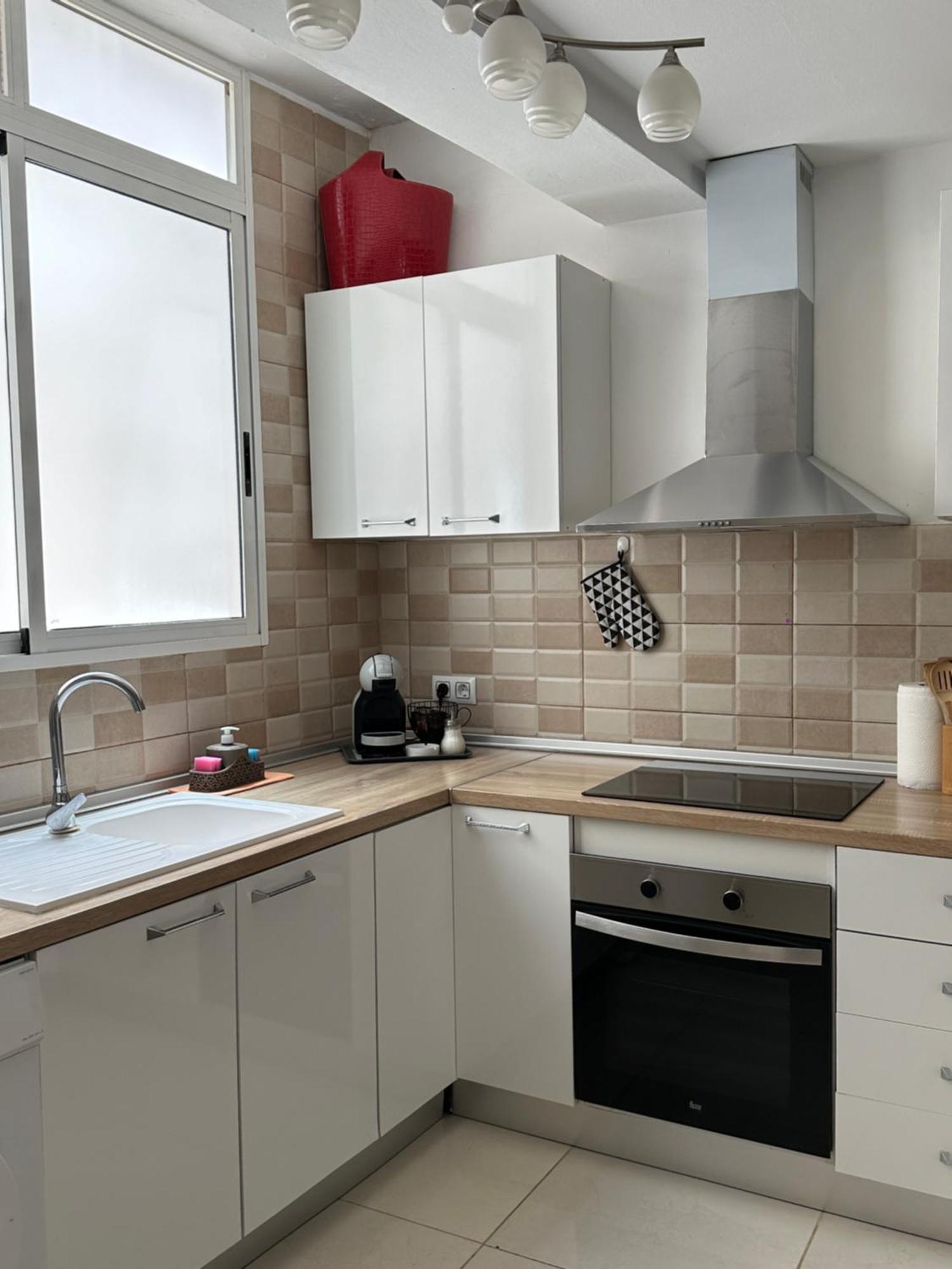 Modern And Bright 5 Bedroom Del Prado Apartamento