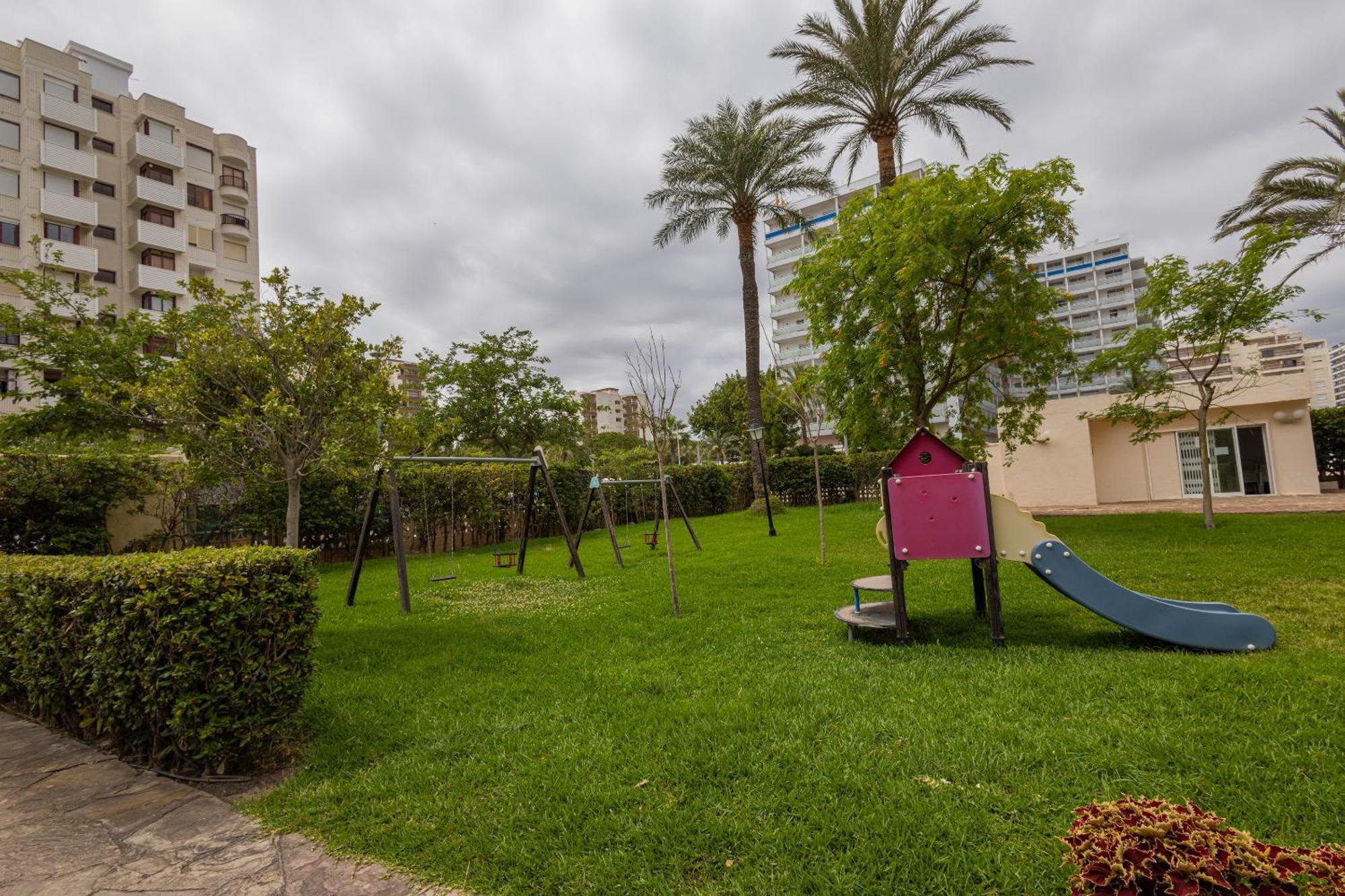 Con Piscina Y Zonas Comunes Apartamento