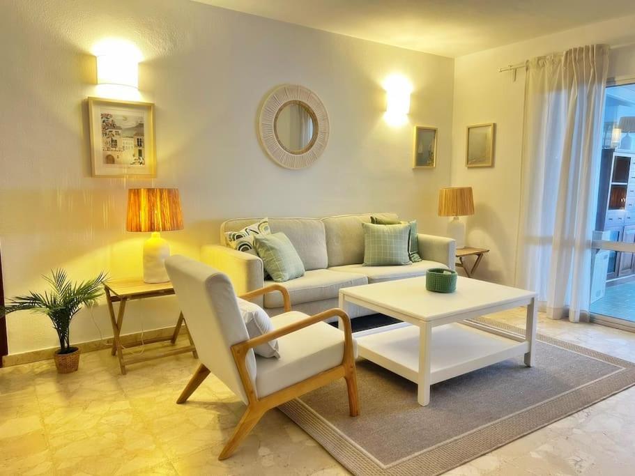 Apartamento Magnifico Y Amplio Con Terraza