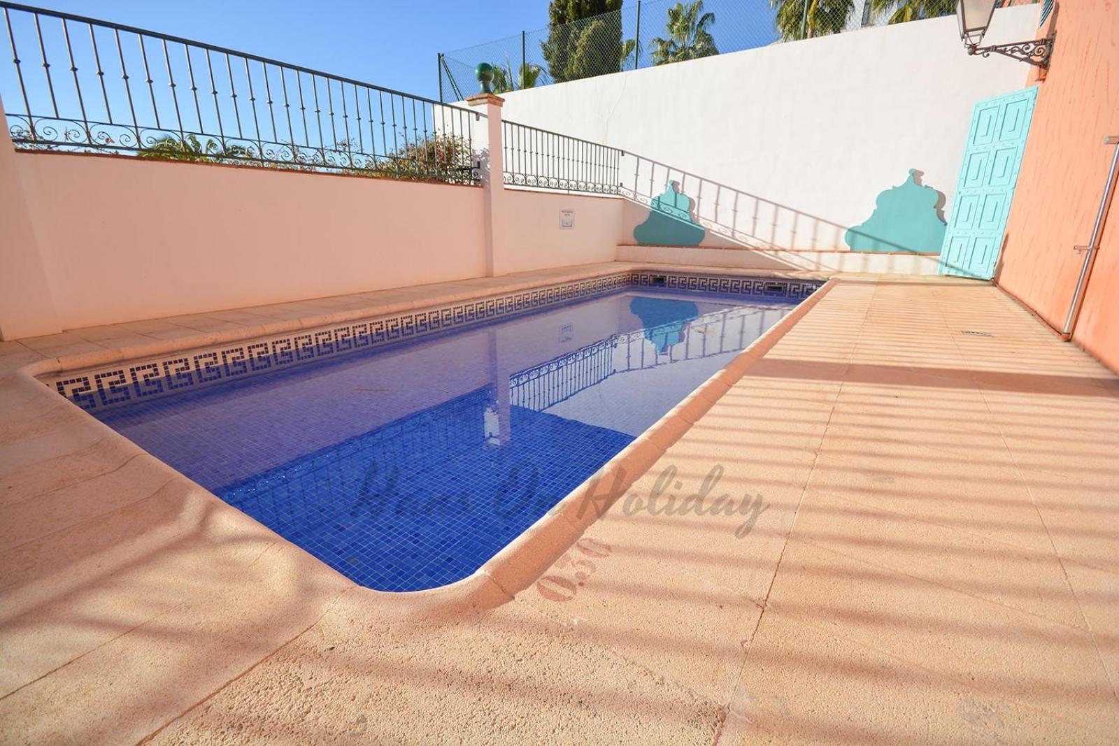 La Fuente 4, Amazing 3 Bedroom 2 Bthroom Family With Views, Padel Court And 2 Pools Hansonholiday