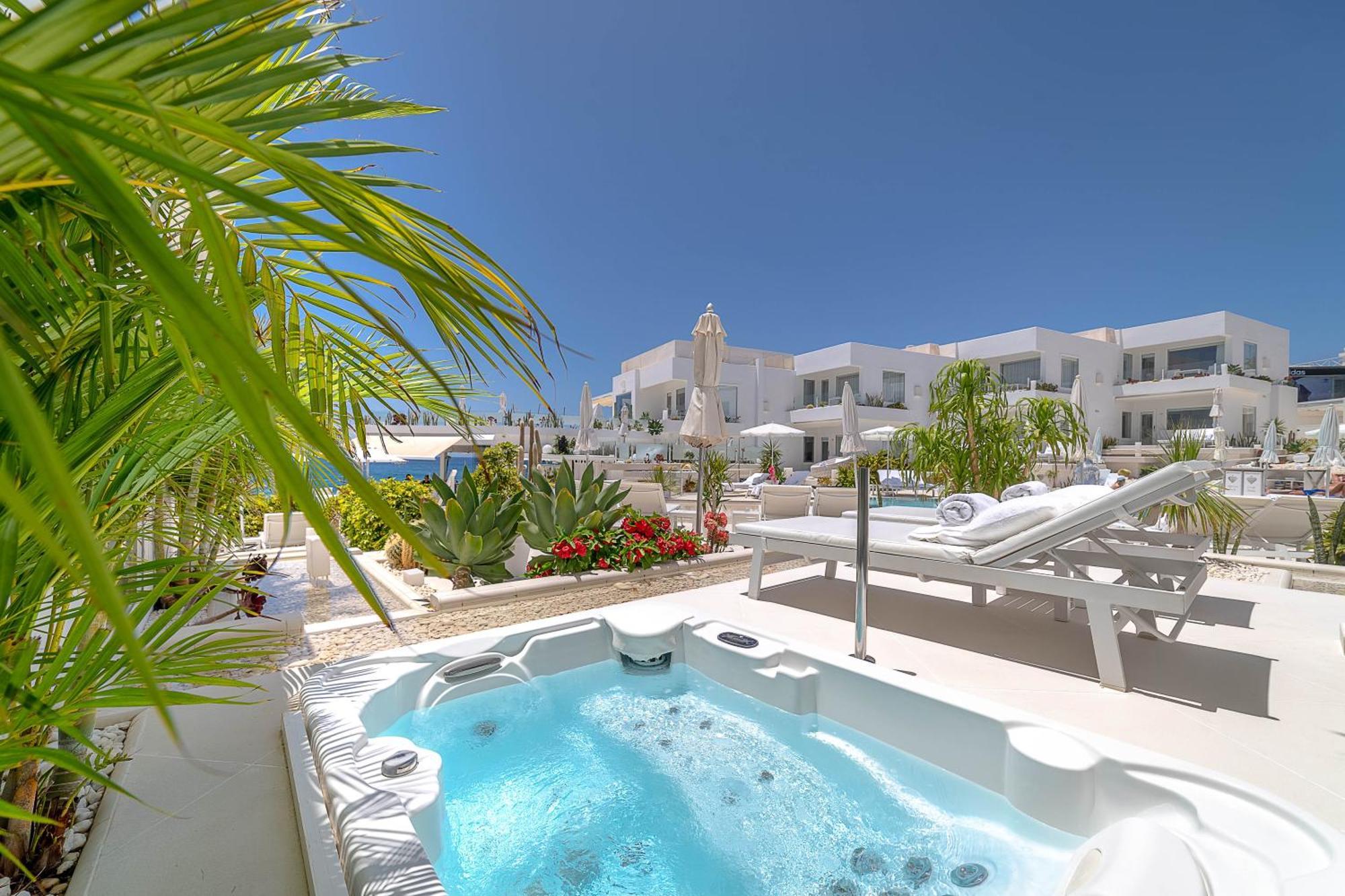 Hotel Lani's De Luxe - Adults Only 5*