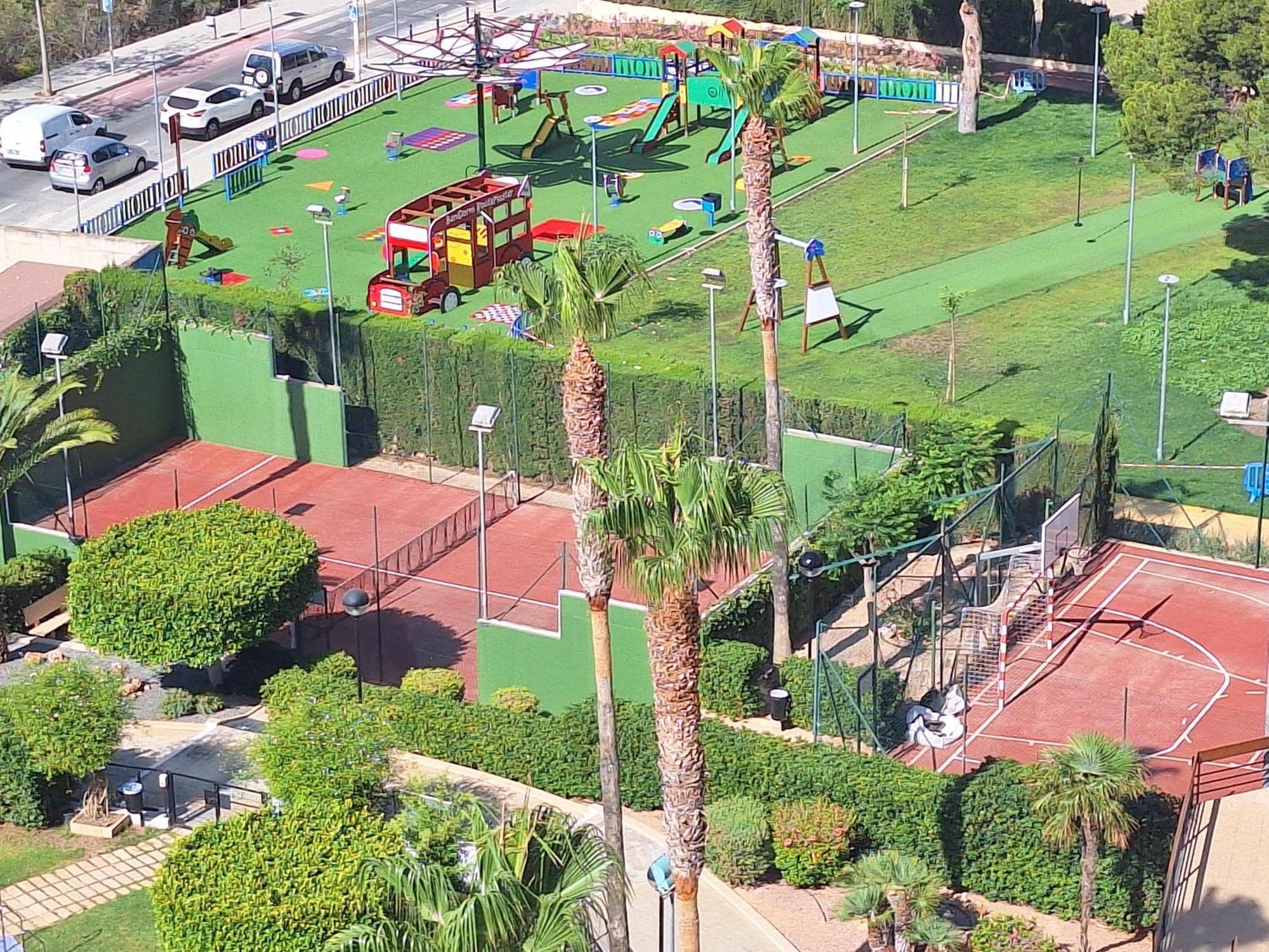 Las Marinas, Apartamento Muy Amplio Cerca De La Playa Apartamento Benidorm